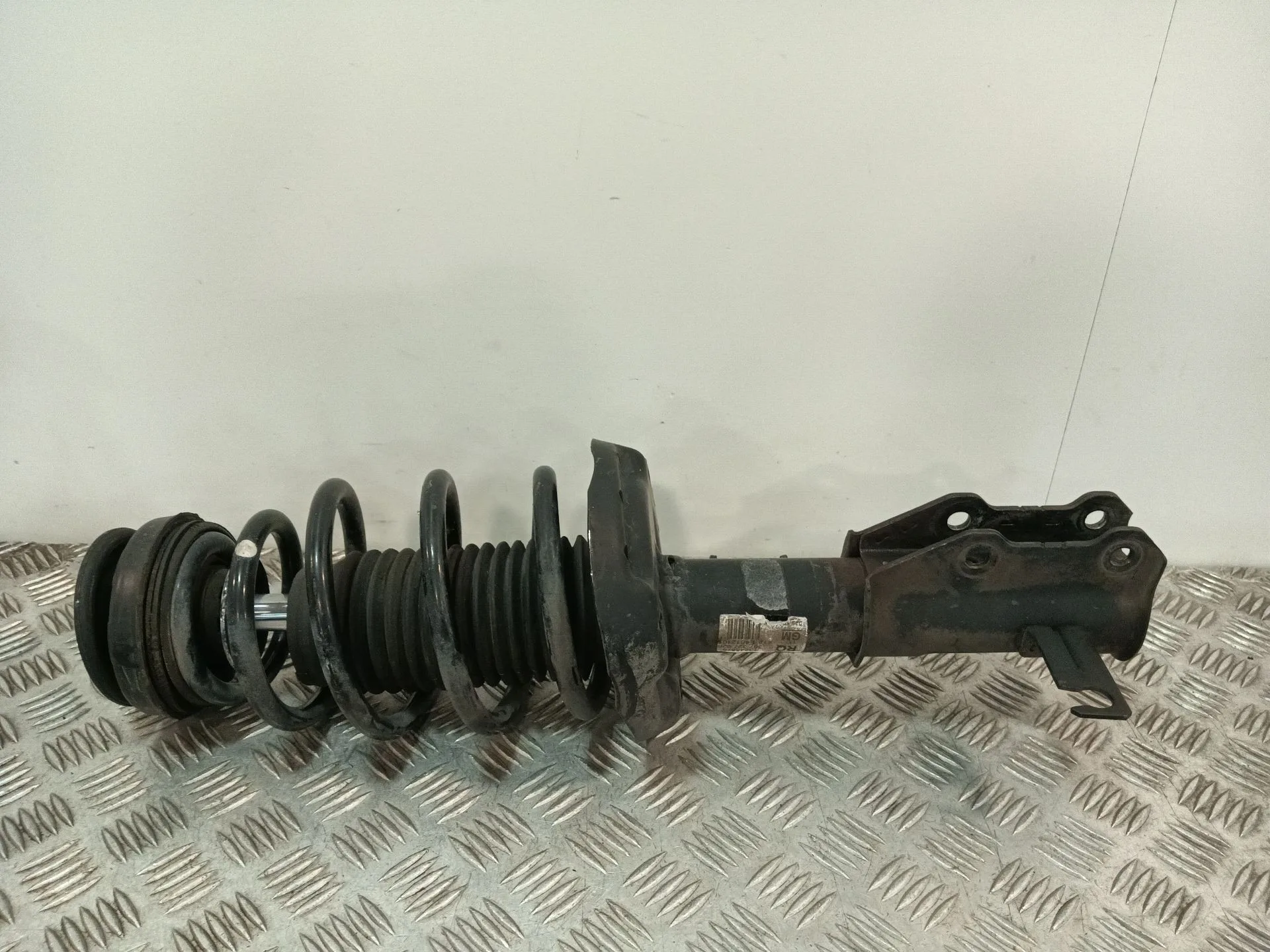 Amortiguador Delantero Izquierdo para Opel Insignia Berlina