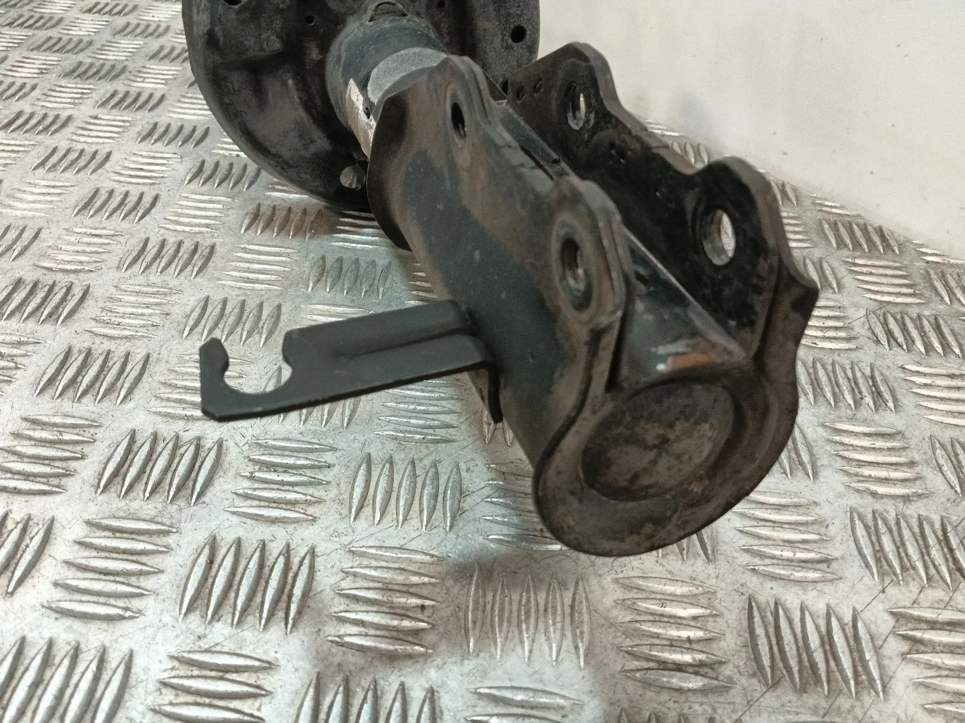 Amortiguador Delantero Izquierdo para Opel Insignia Berlina