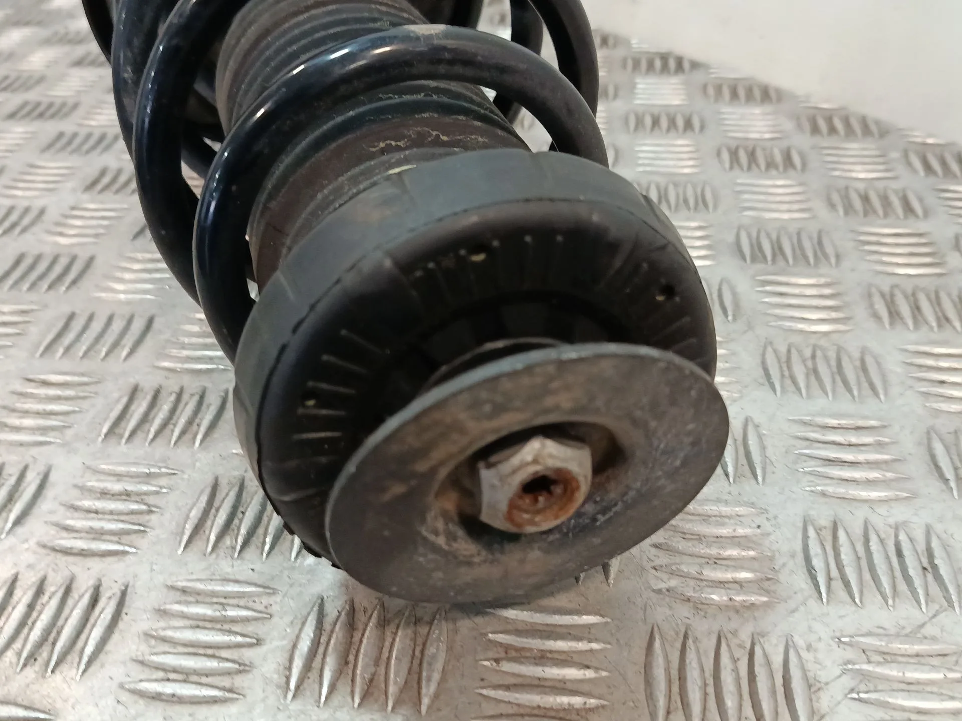 Amortiguador Delantero Derecho para Opel Astra J Lim.