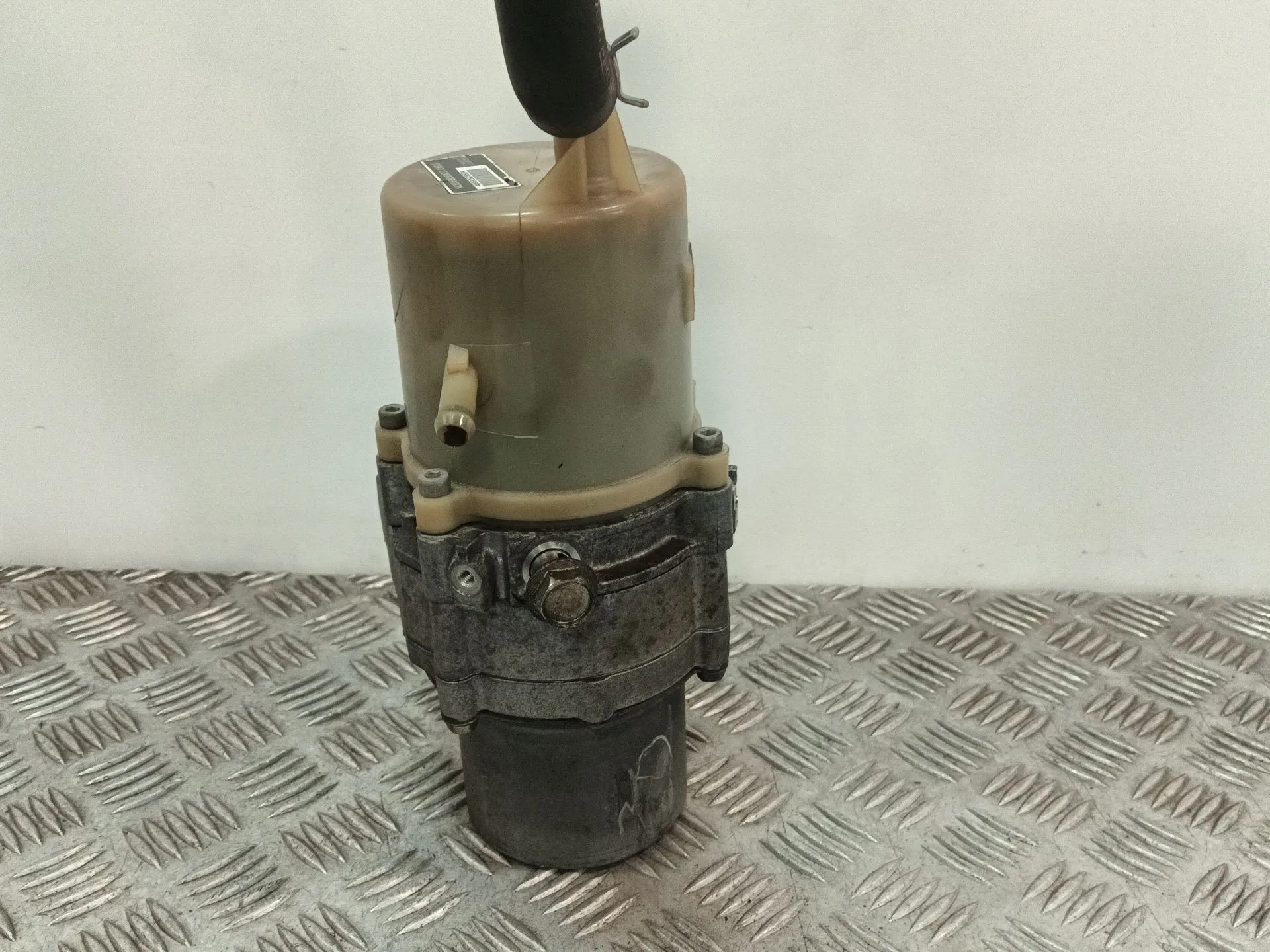 Bomba Direccion para Mazda 3 Lim. (Bl)