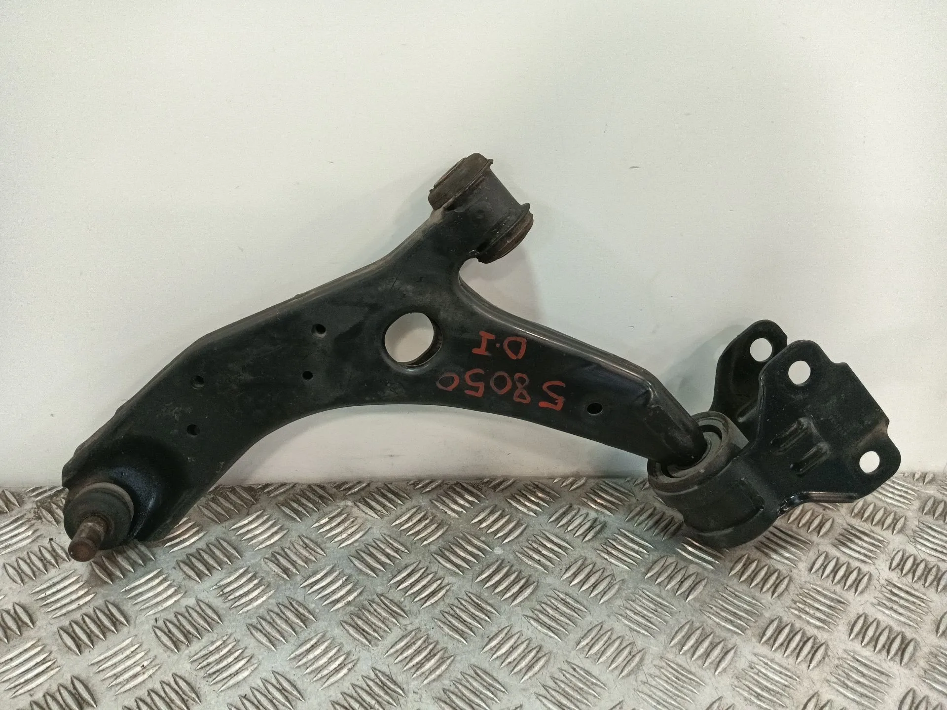 Brazo Suspension Inferior Delantero Izquierdo para Mazda 3 Lim. (Bl)