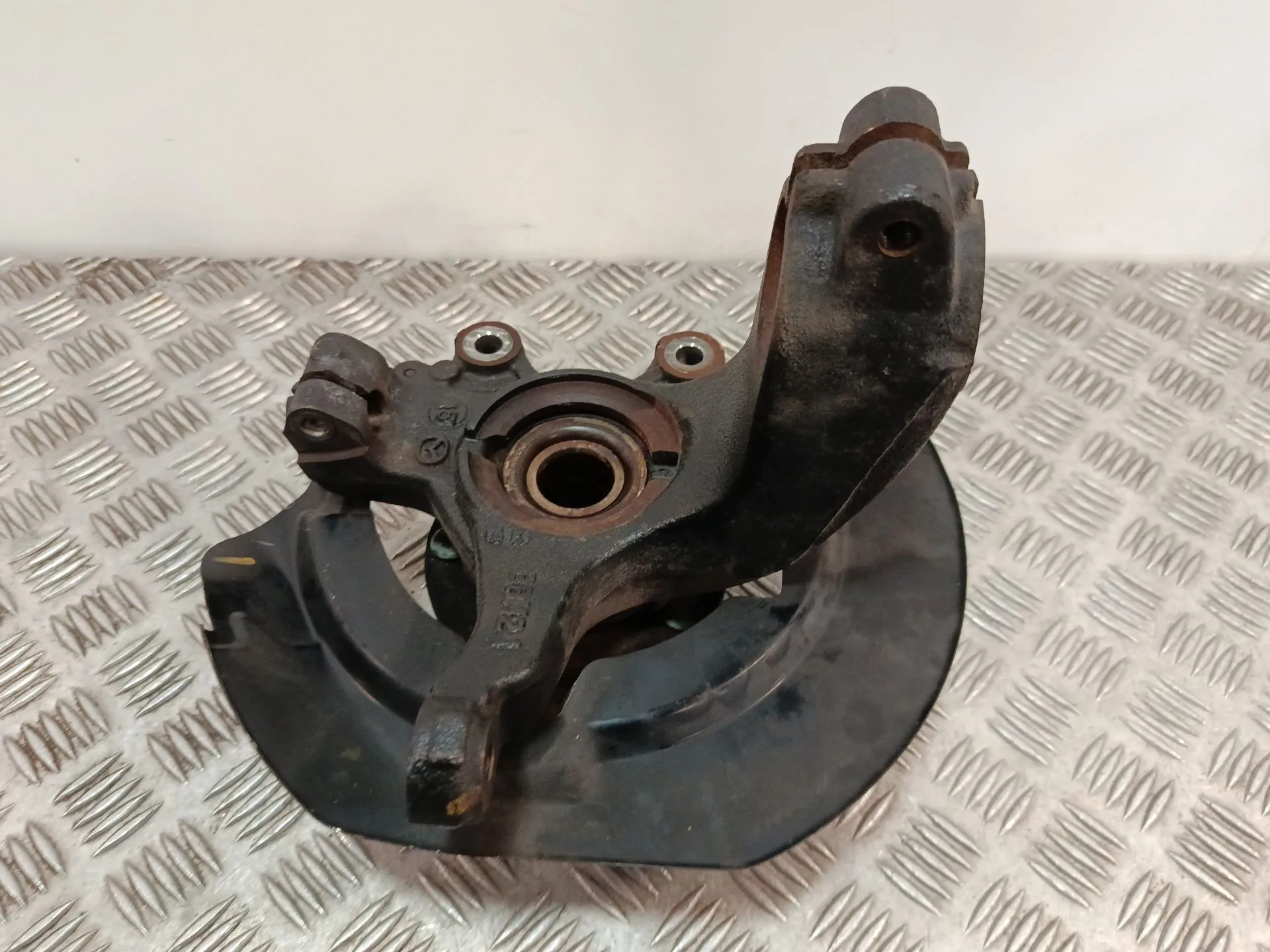 Mangueta Delantera Derecha para Mazda 3 Lim. (Bl)