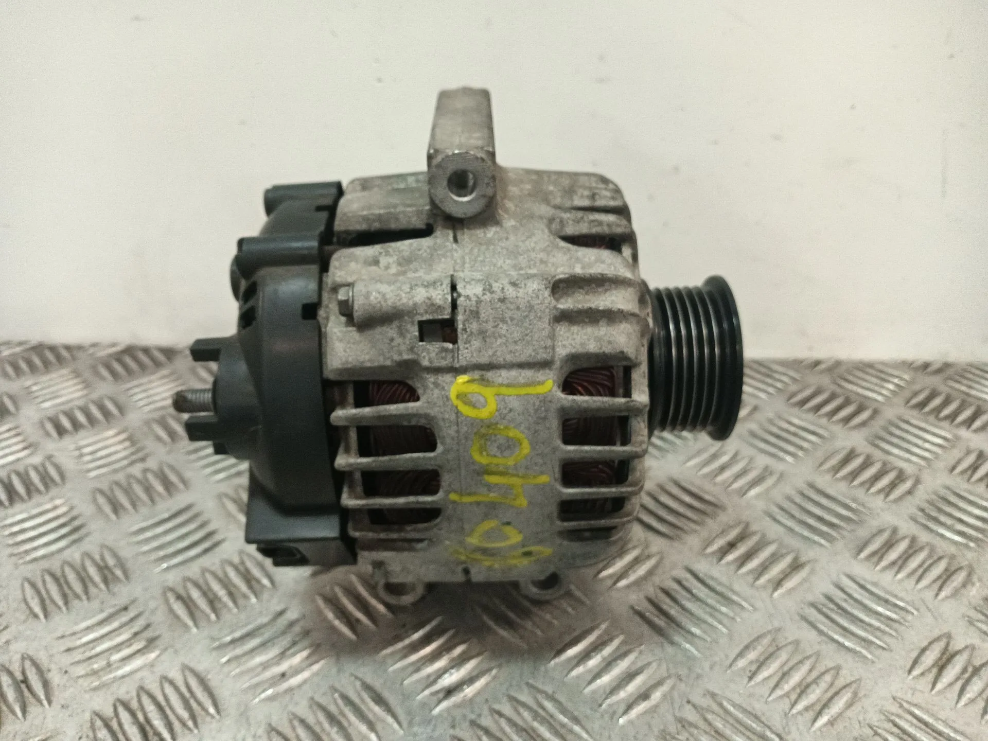 Alternador para Opel Astra J (P10)