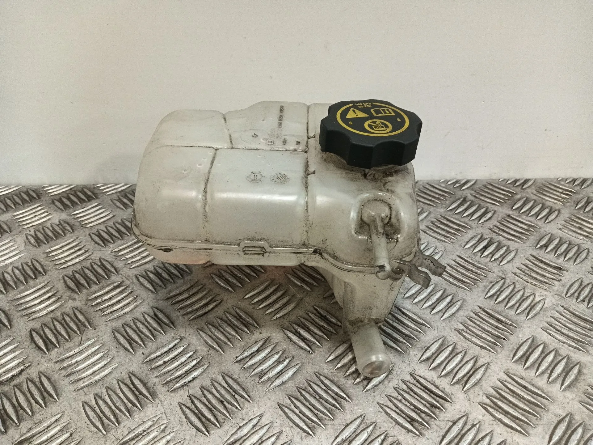 Deposito Expansion para Opel Astra J (P10)