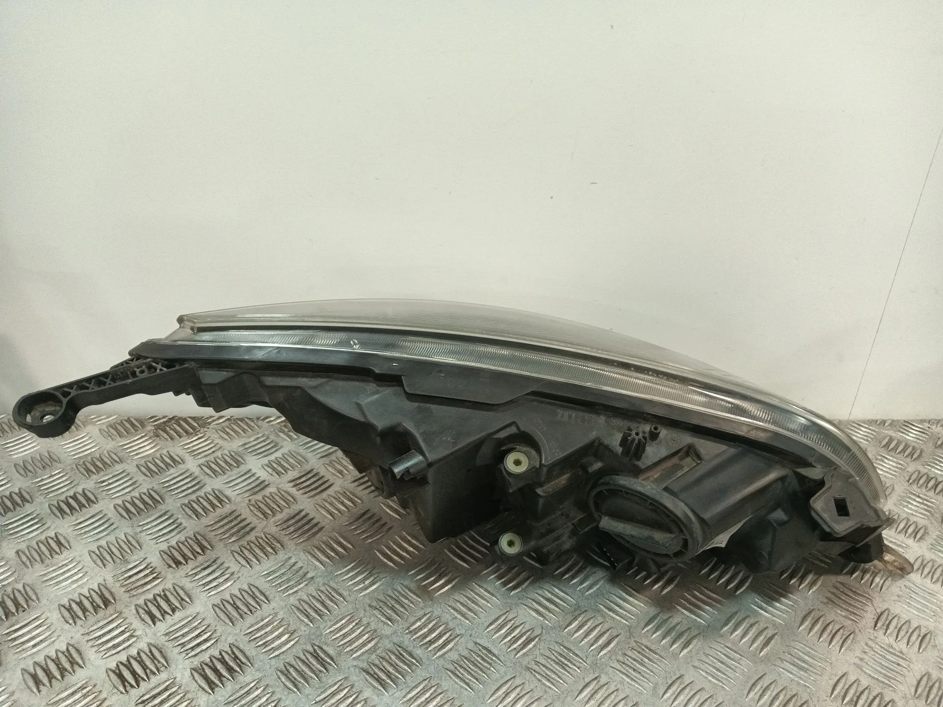 Faro Izquierdo para Opel Astra J (P10)