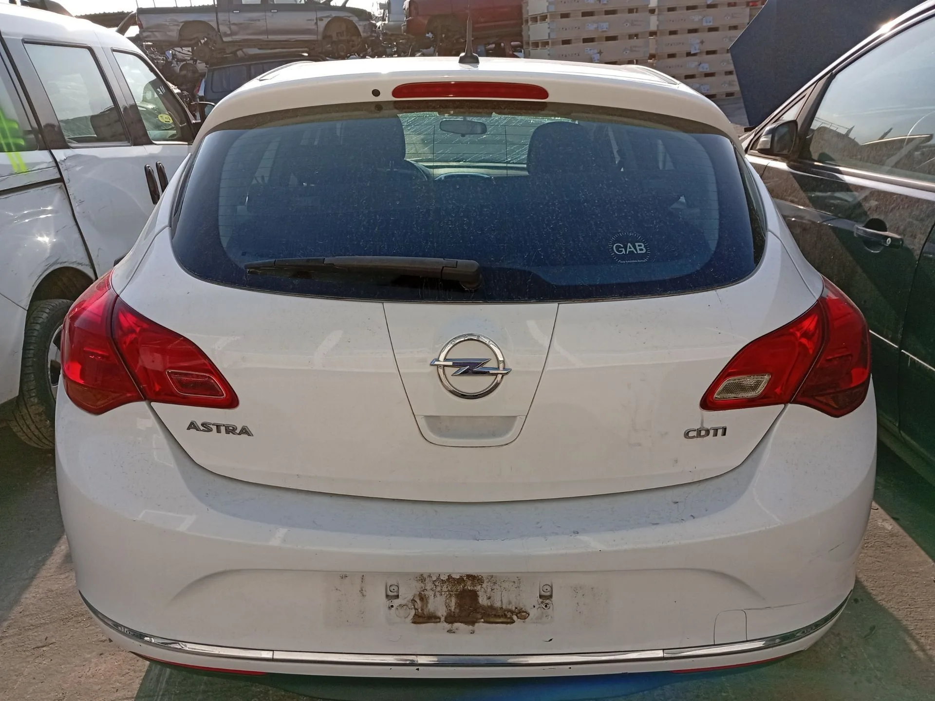 Porton Trasero para Opel Astra J (P10)