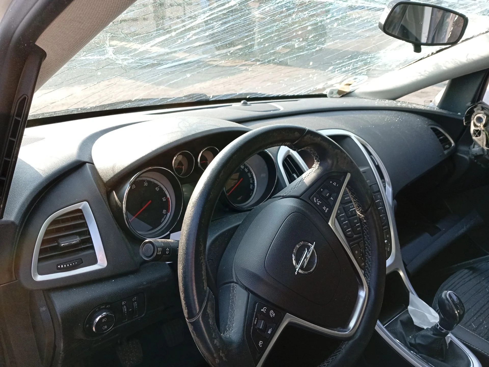 Salpicadero para Opel Astra J (P10)