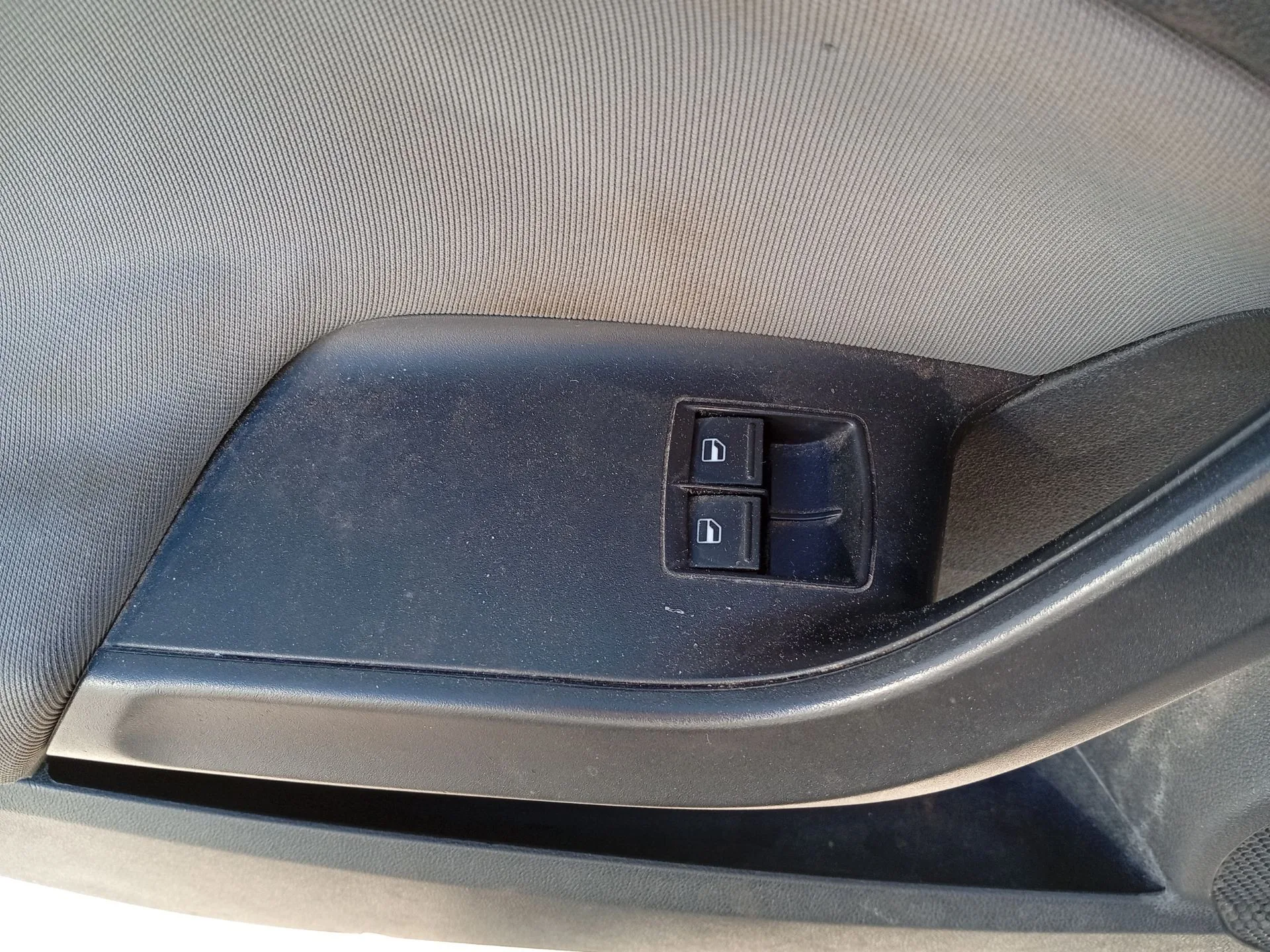 Mando Elevalunas Delantero Izquierdo para Seat Ibiza Iv St (6J8, 6P8)