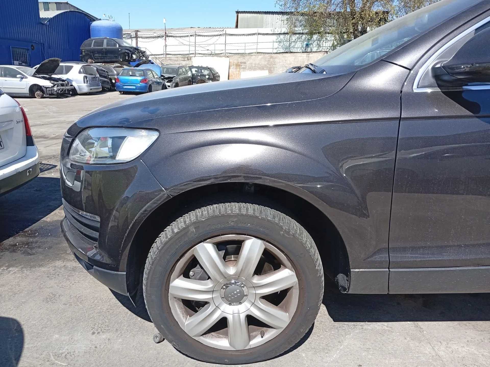 Aleta Delantera Izquierda para Audi Q7 (4Lb)