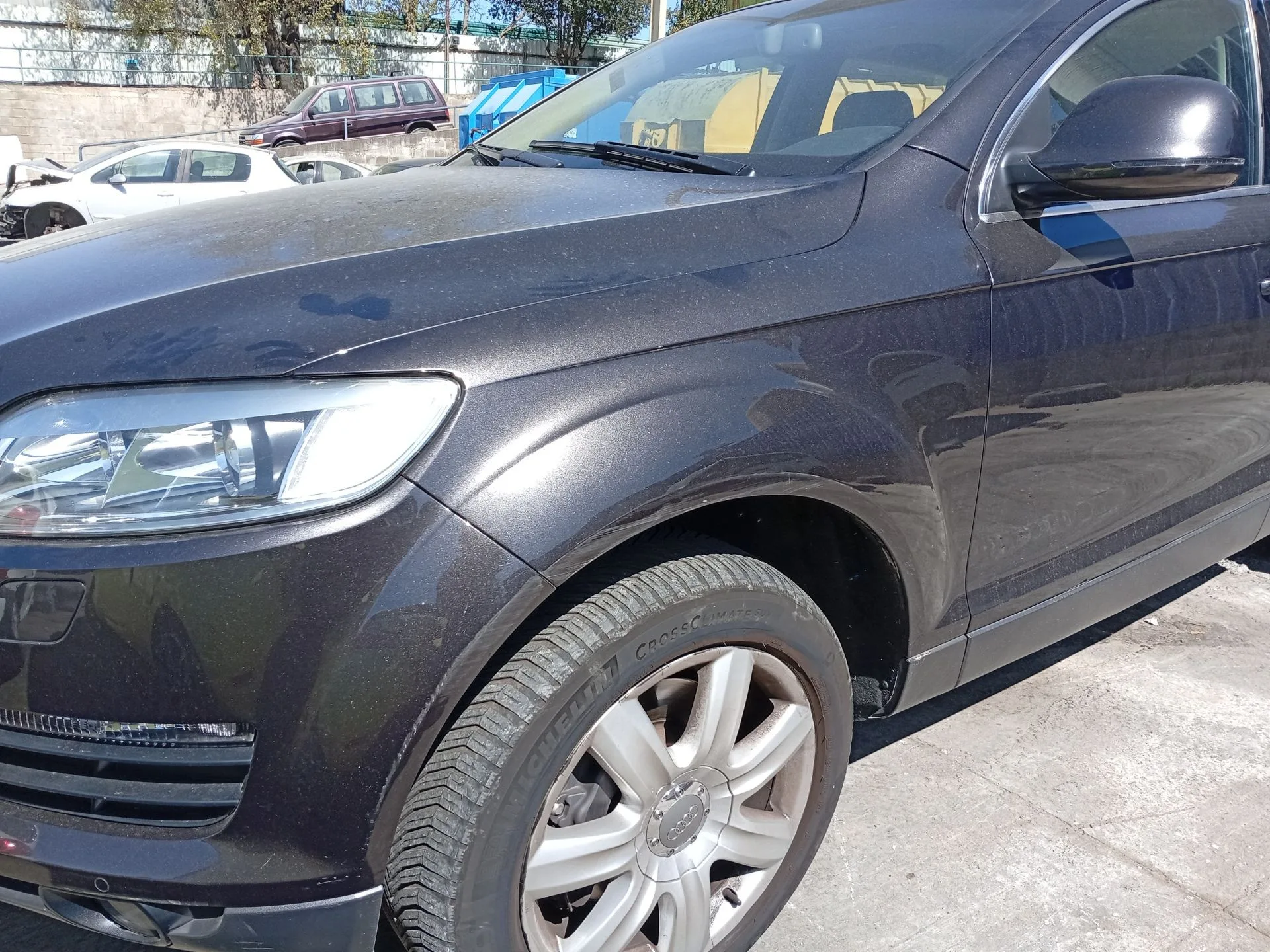 Aleta Delantera Izquierda para Audi Q7 (4Lb)