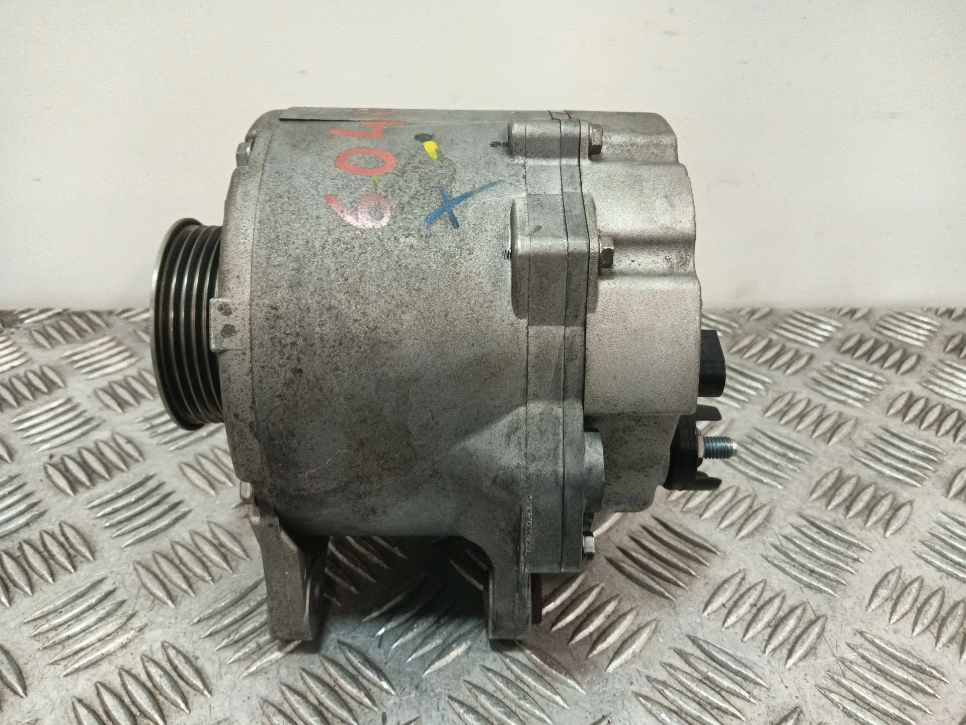 Alternador para Audi Q7 (4Lb)