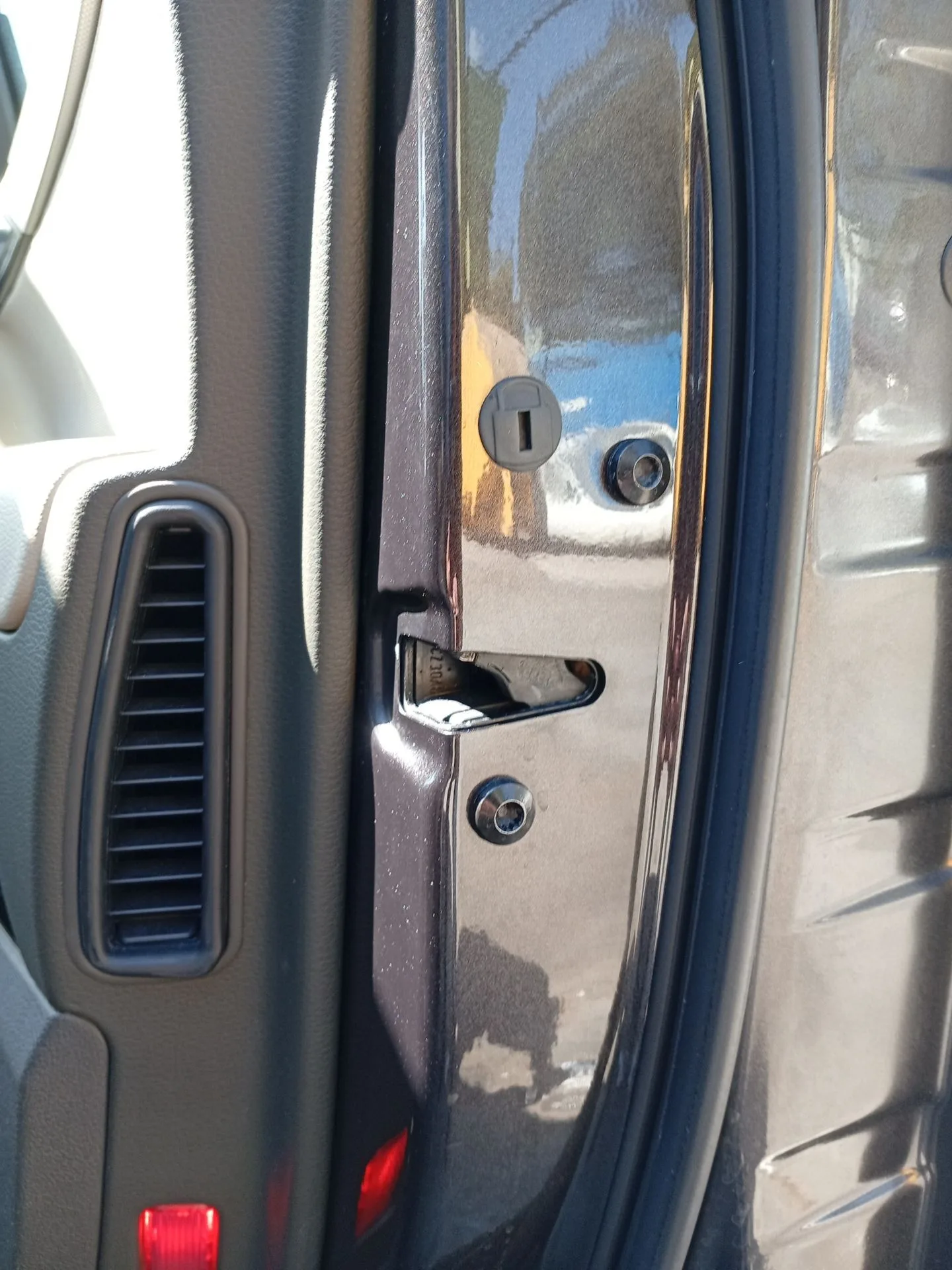 Cerradura Puerta Delantera Derecha para Audi Q7 (4Lb)