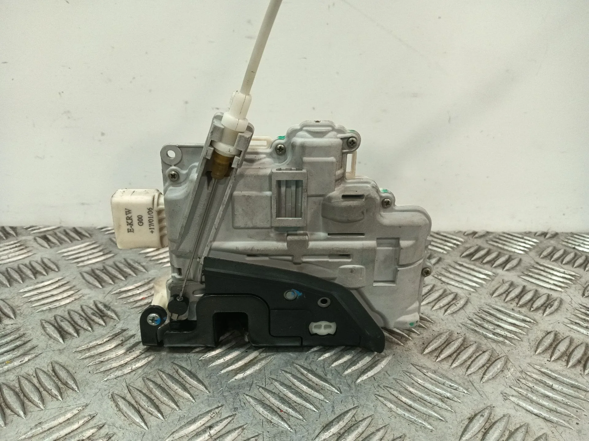 Cerradura Puerta Trasera Derecha para Audi Q7 (4Lb)