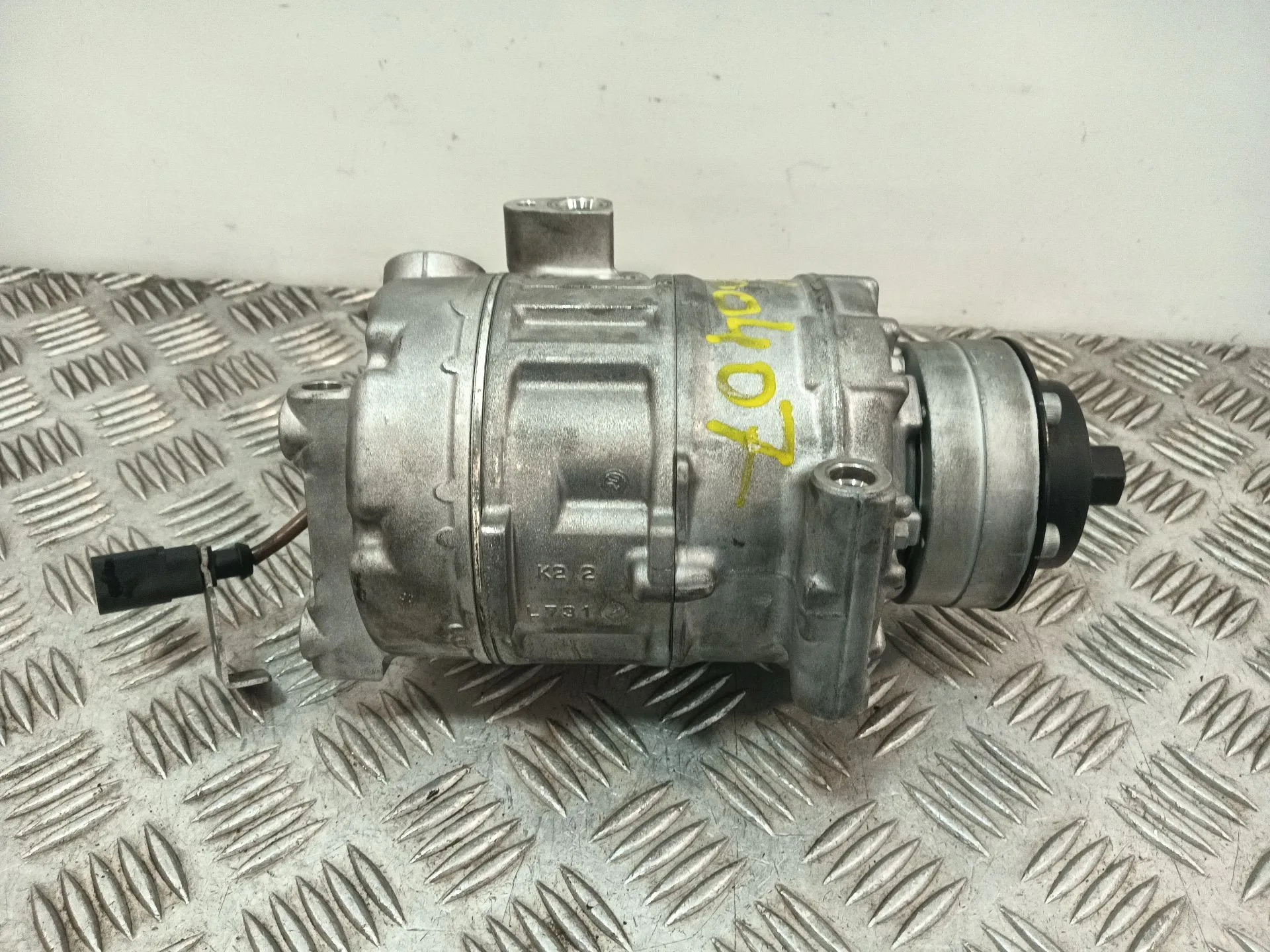 Compresor Aire Acondicionado para Audi Q7 (4Lb)