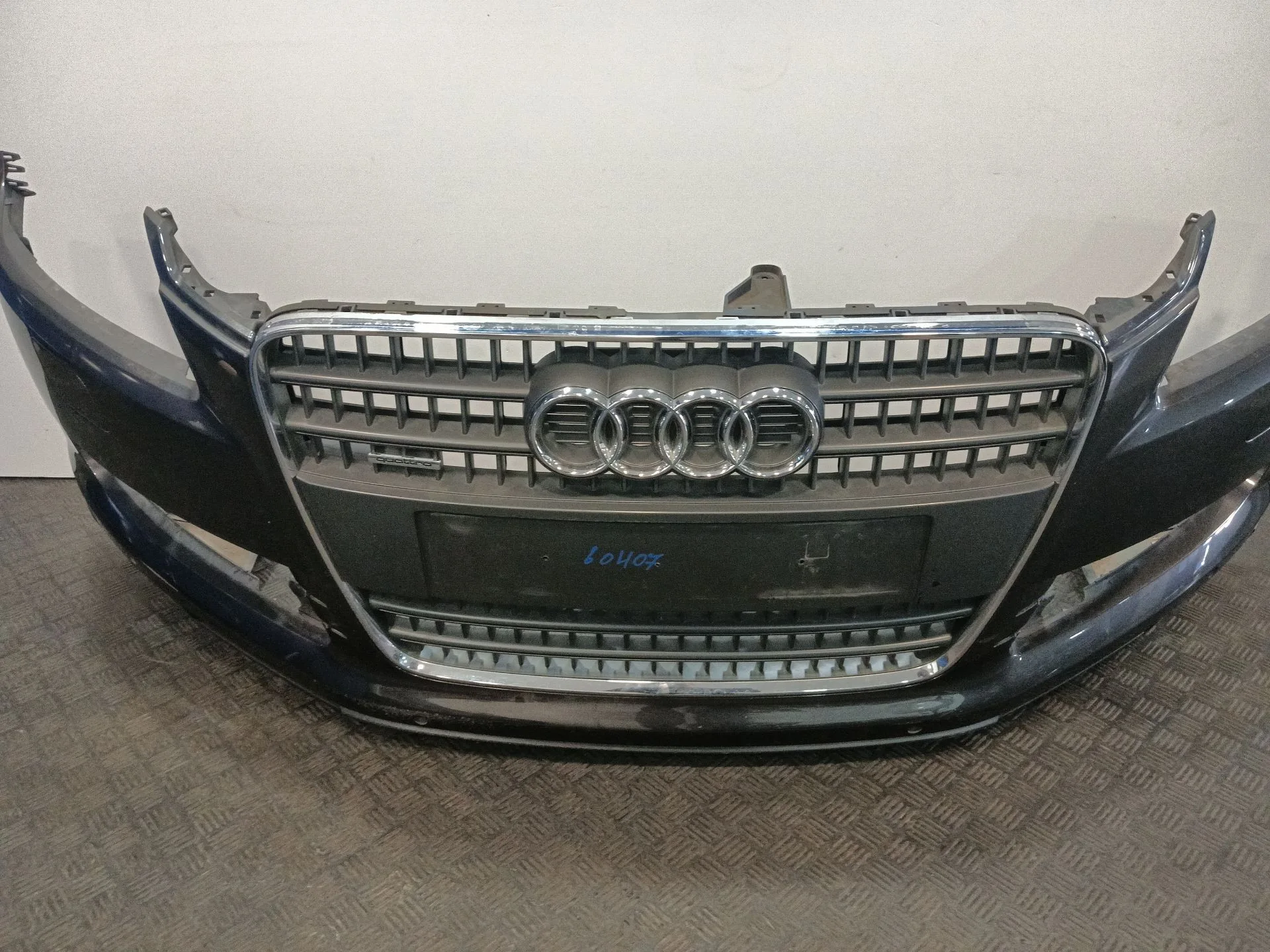 Paragolpes Delantero para Audi Q7 (4Lb)