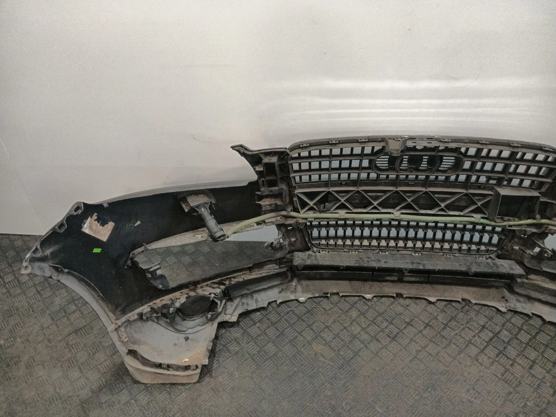 Paragolpes Delantero para Audi Q7 (4Lb)