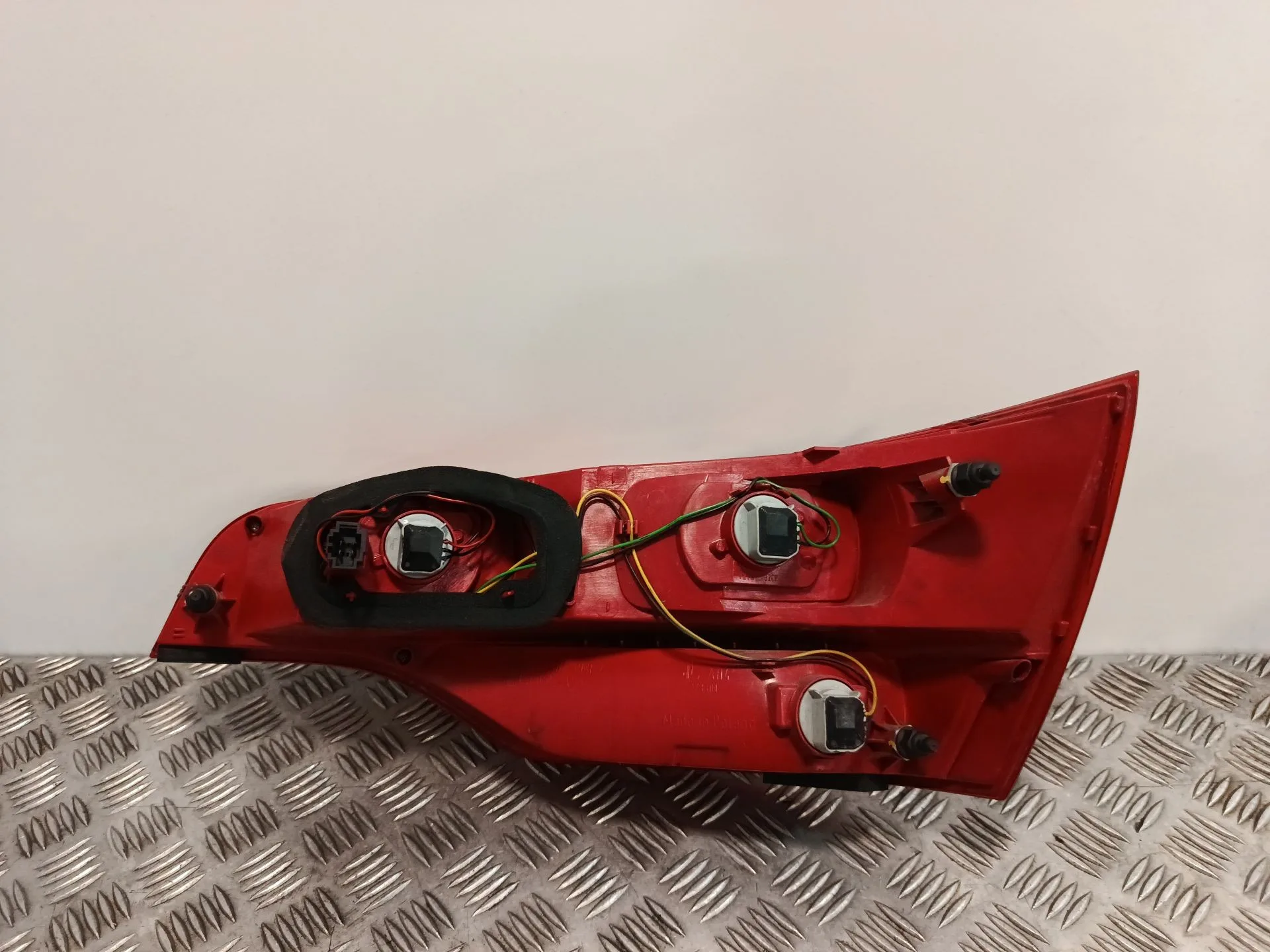 Piloto Trasero Izquierdo para Audi Q7 (4Lb)