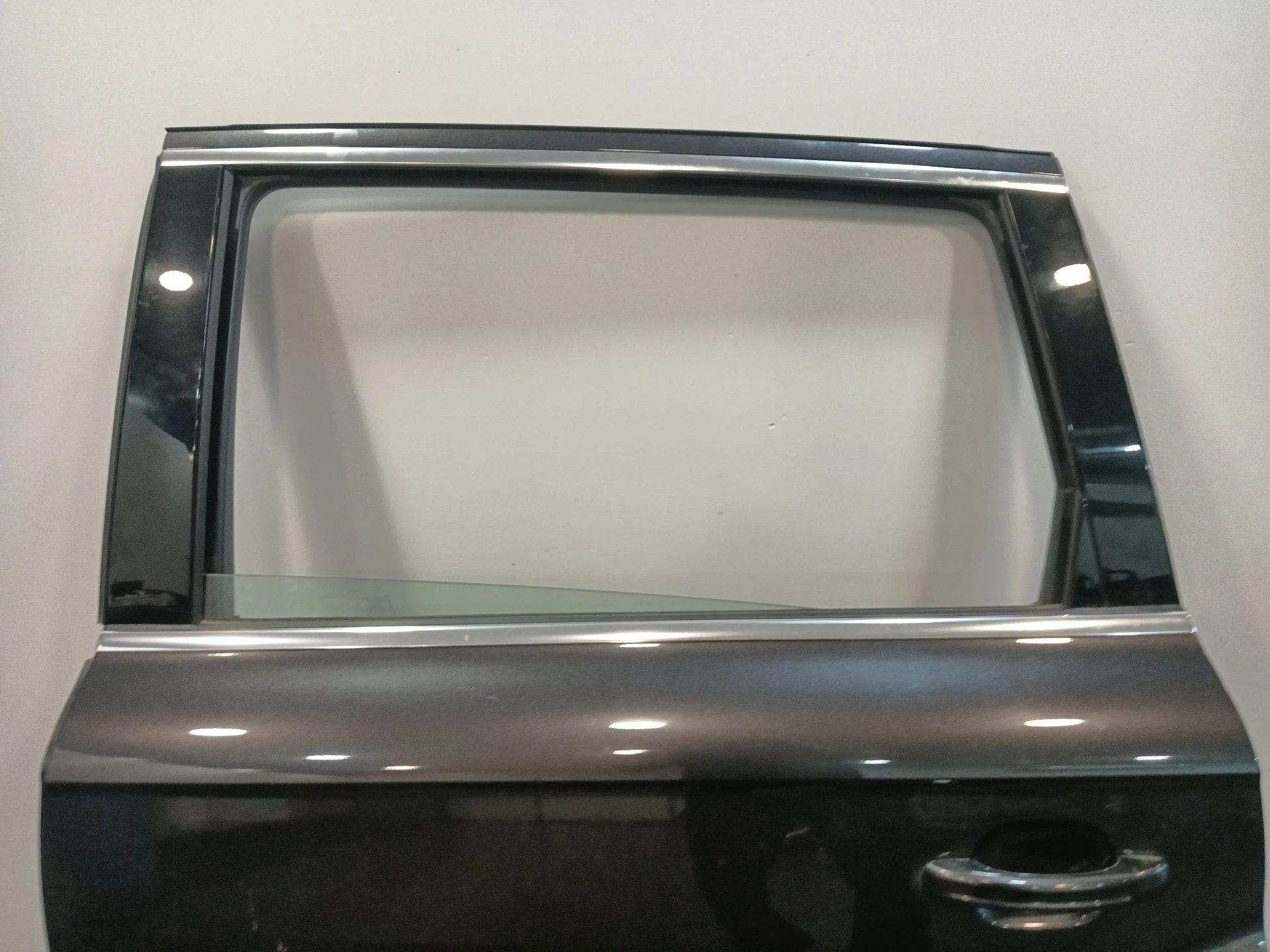 Puerta Trasera Izquierda para Audi Q7 (4Lb)