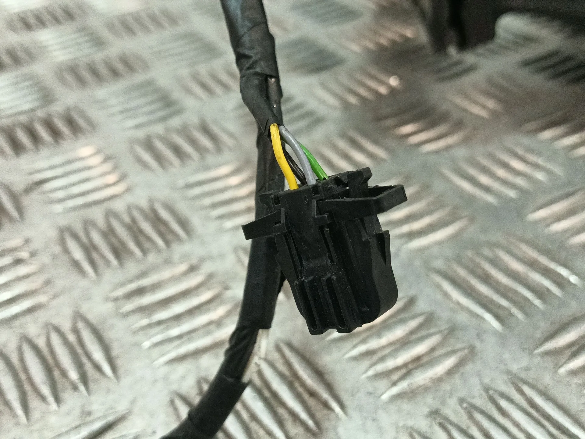 Retrovisor Izquierdo para Audi Q7 (4Lb)