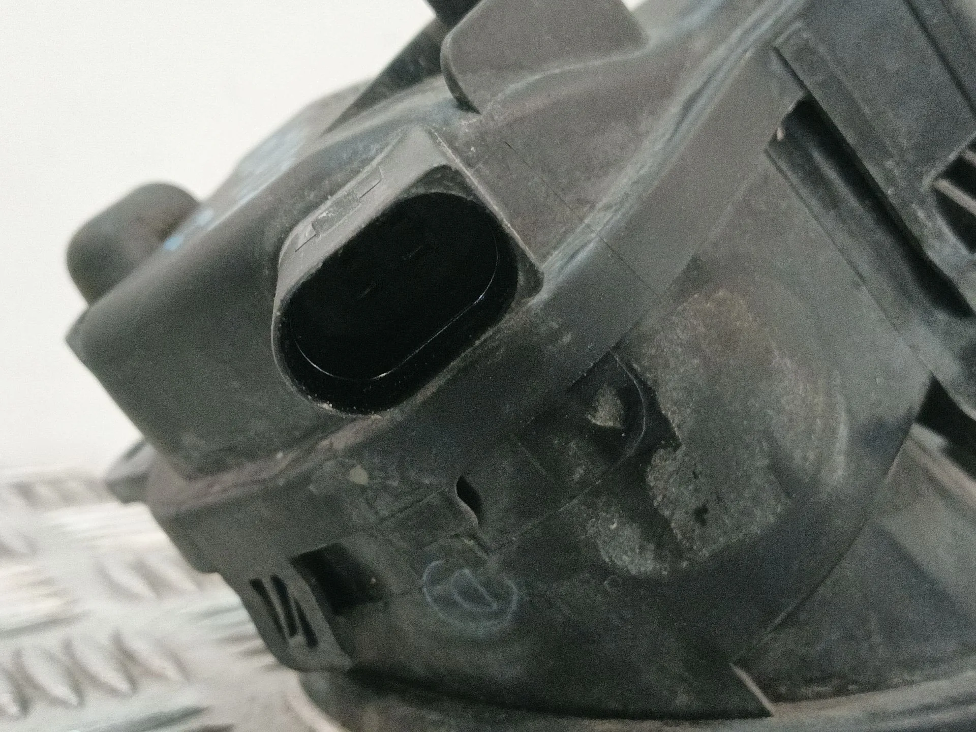 Faro Antiniebla Izquierdo para Audi Q7 (4Lb)