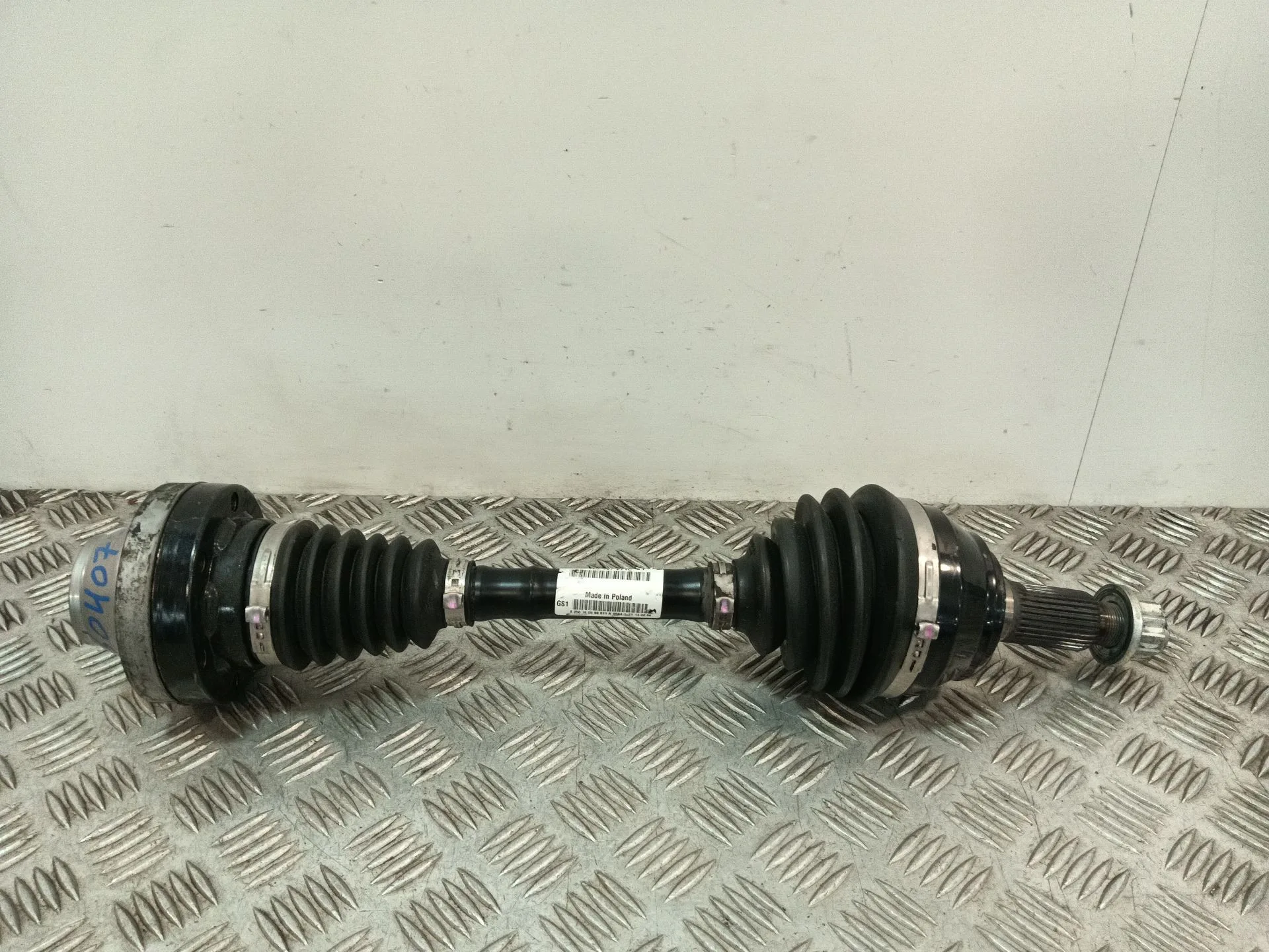 Transmision Delantera Derecha para Audi Q7 (4Lb)