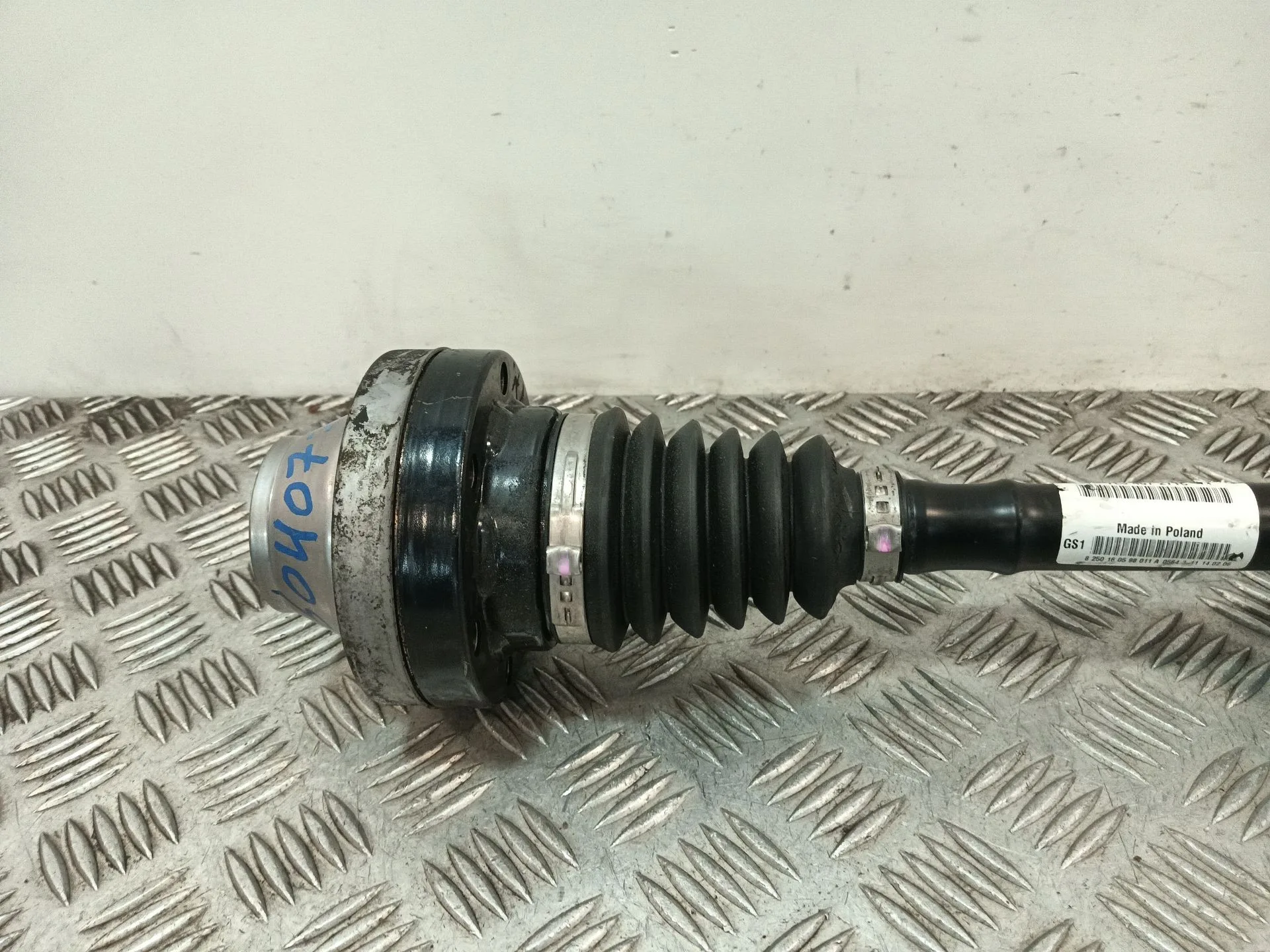 Transmision Delantera Derecha para Audi Q7 (4Lb)