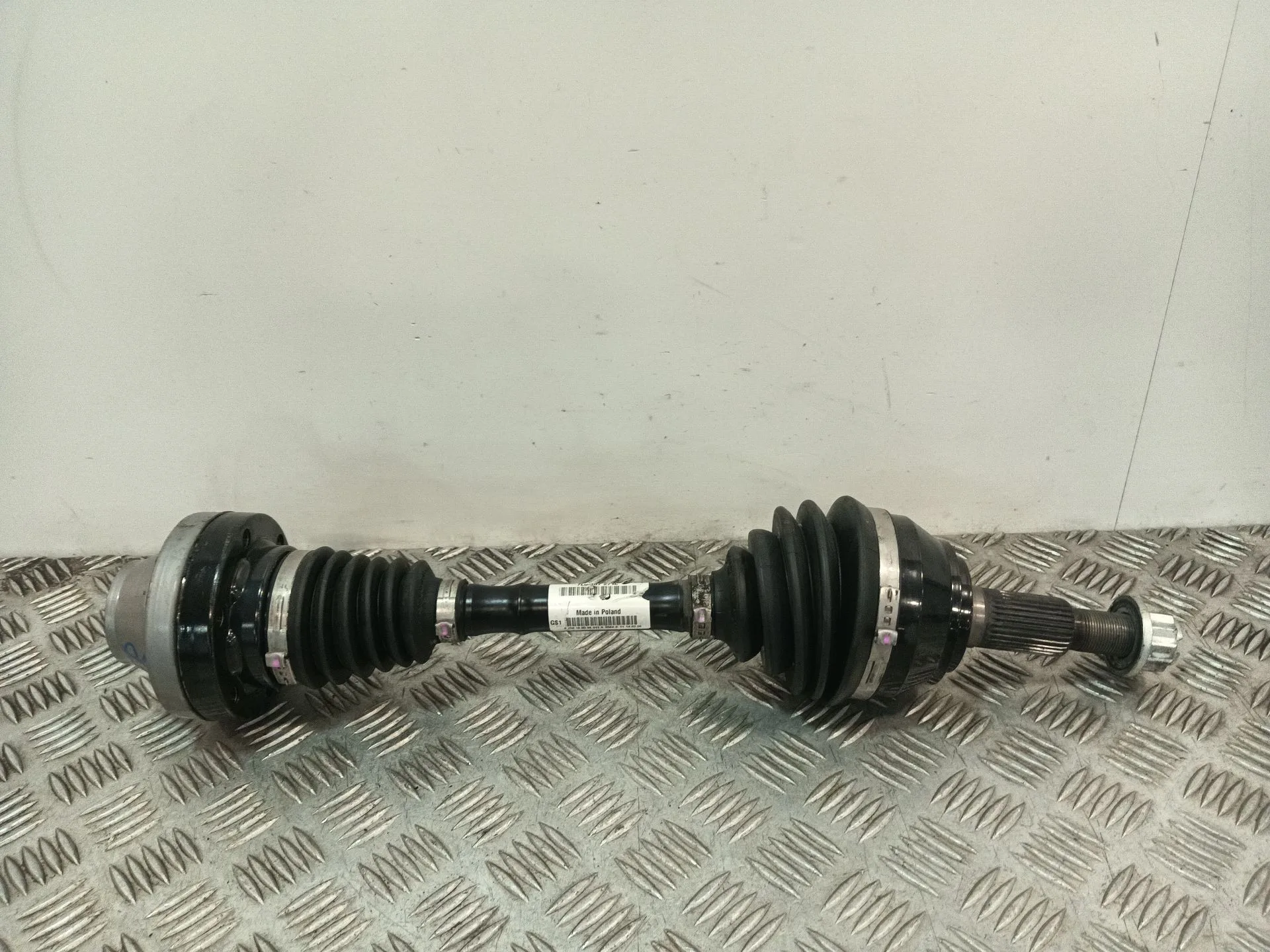 Transmision Delantera Izquierda para Audi Q7 (4Lb)