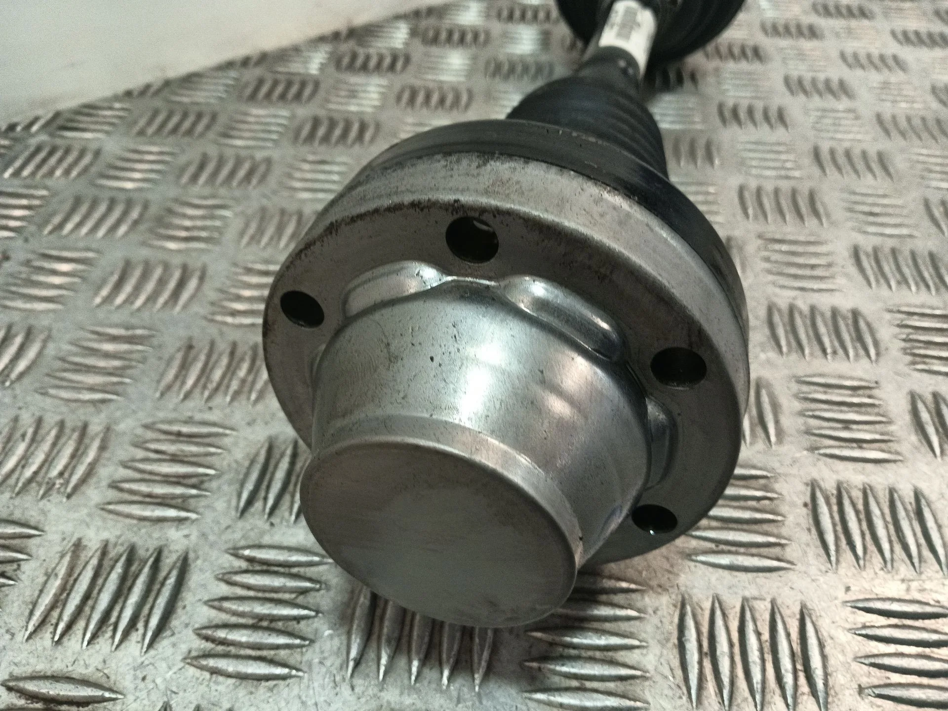 Transmision Delantera Izquierda para Audi Q7 (4Lb)