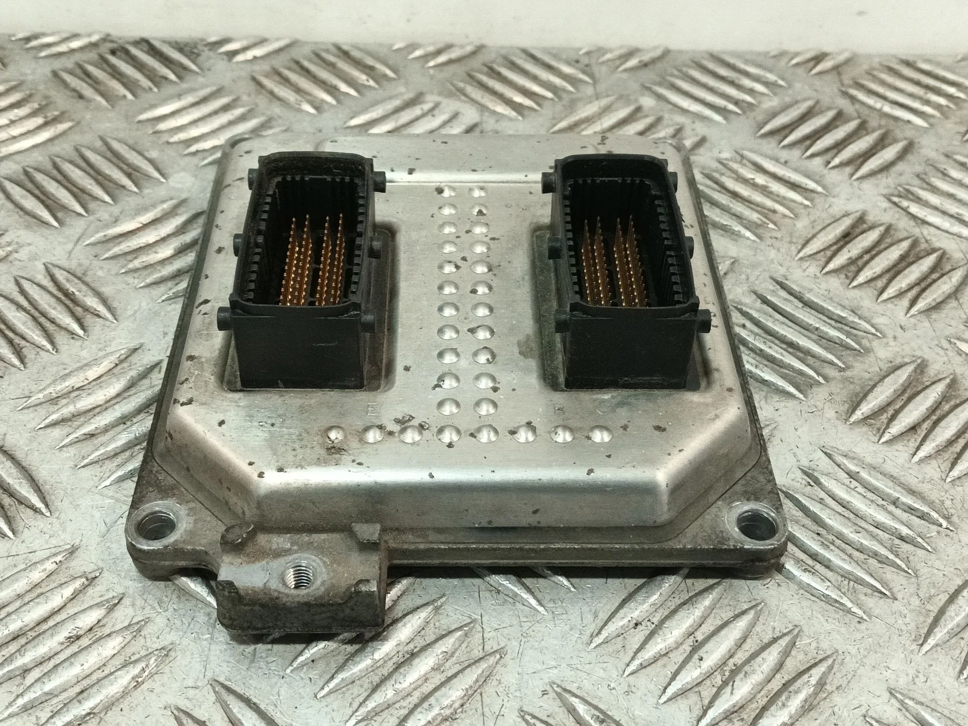 Centralita Motor Uce para Opel Zafira / Zafira Family B (A05)