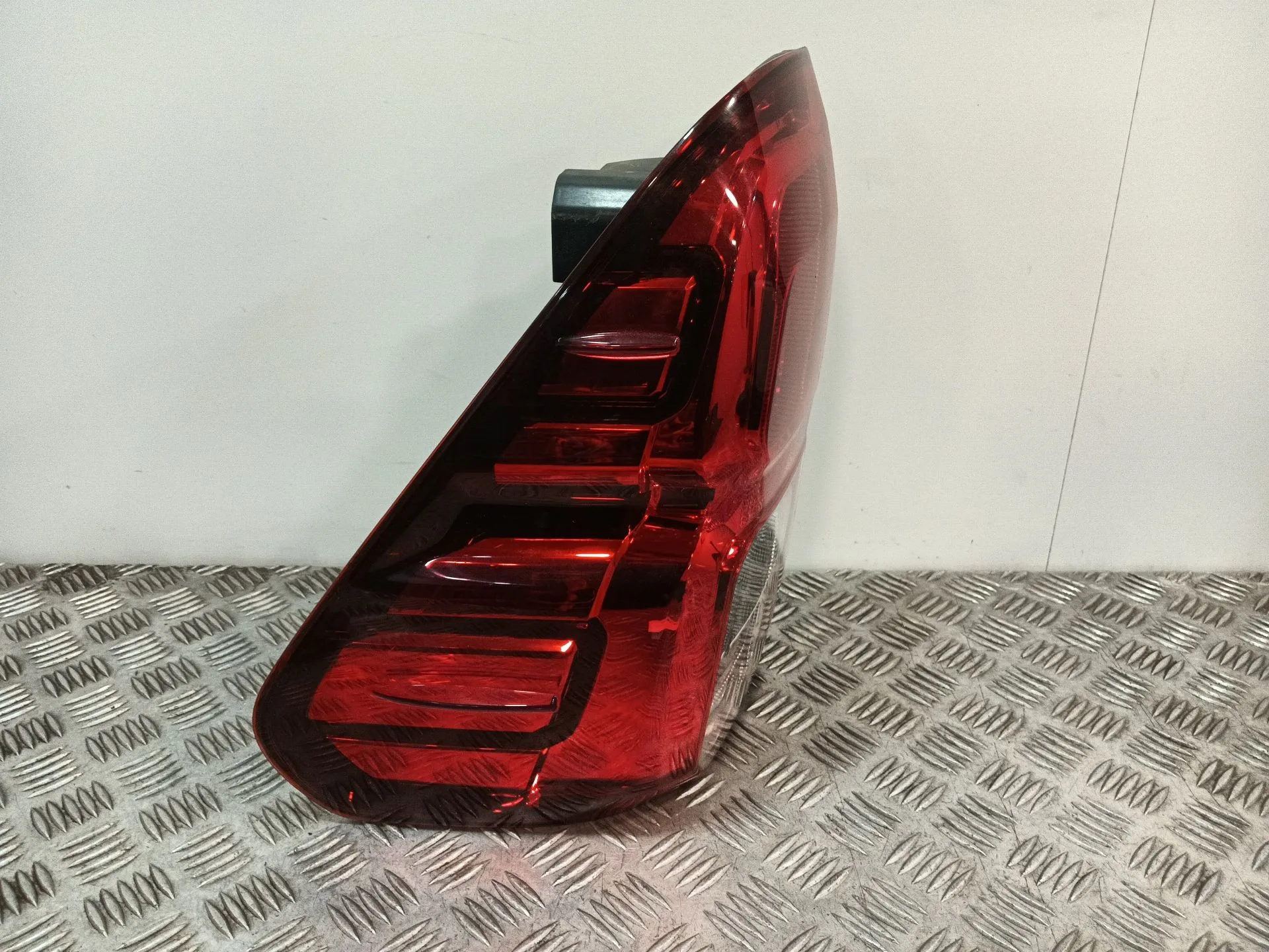 Piloto Trasero Derecho para Isuzu D-Max I (Tfr, Tfs)