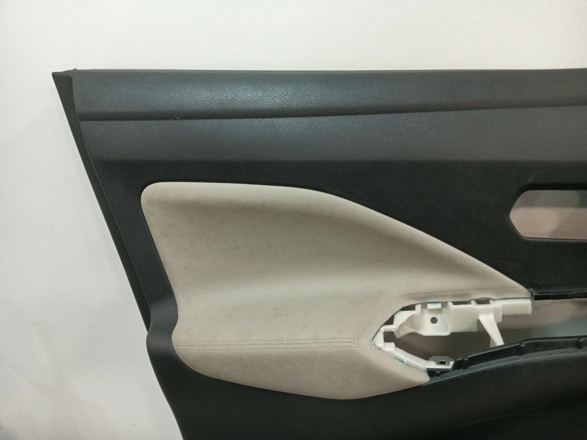Guarnecido Puerta Delantera Izquierda para Nissan Micra V (K14)