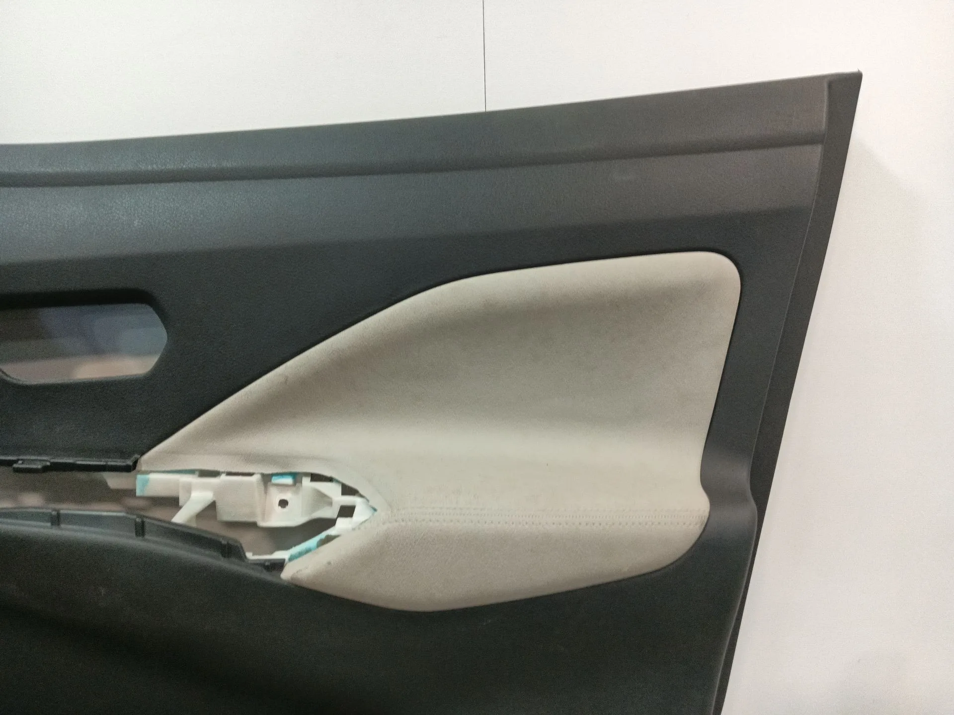 Guarnecido Puerta Delantera Derecha para Nissan Micra V (K14)