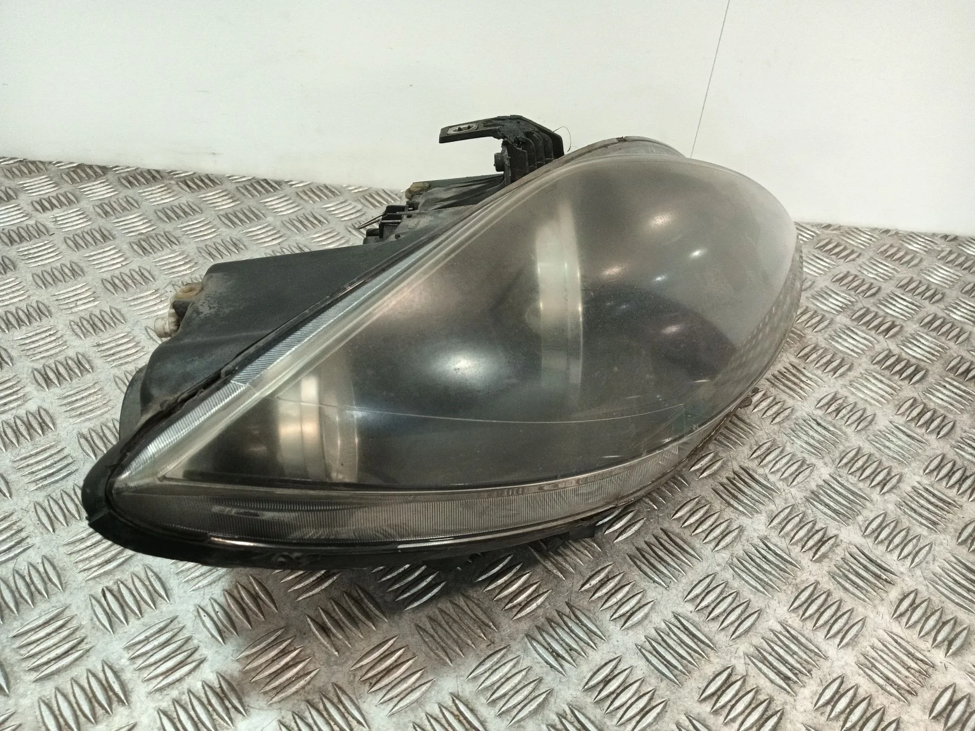 Faro Derecho para Seat Leon (1P1)