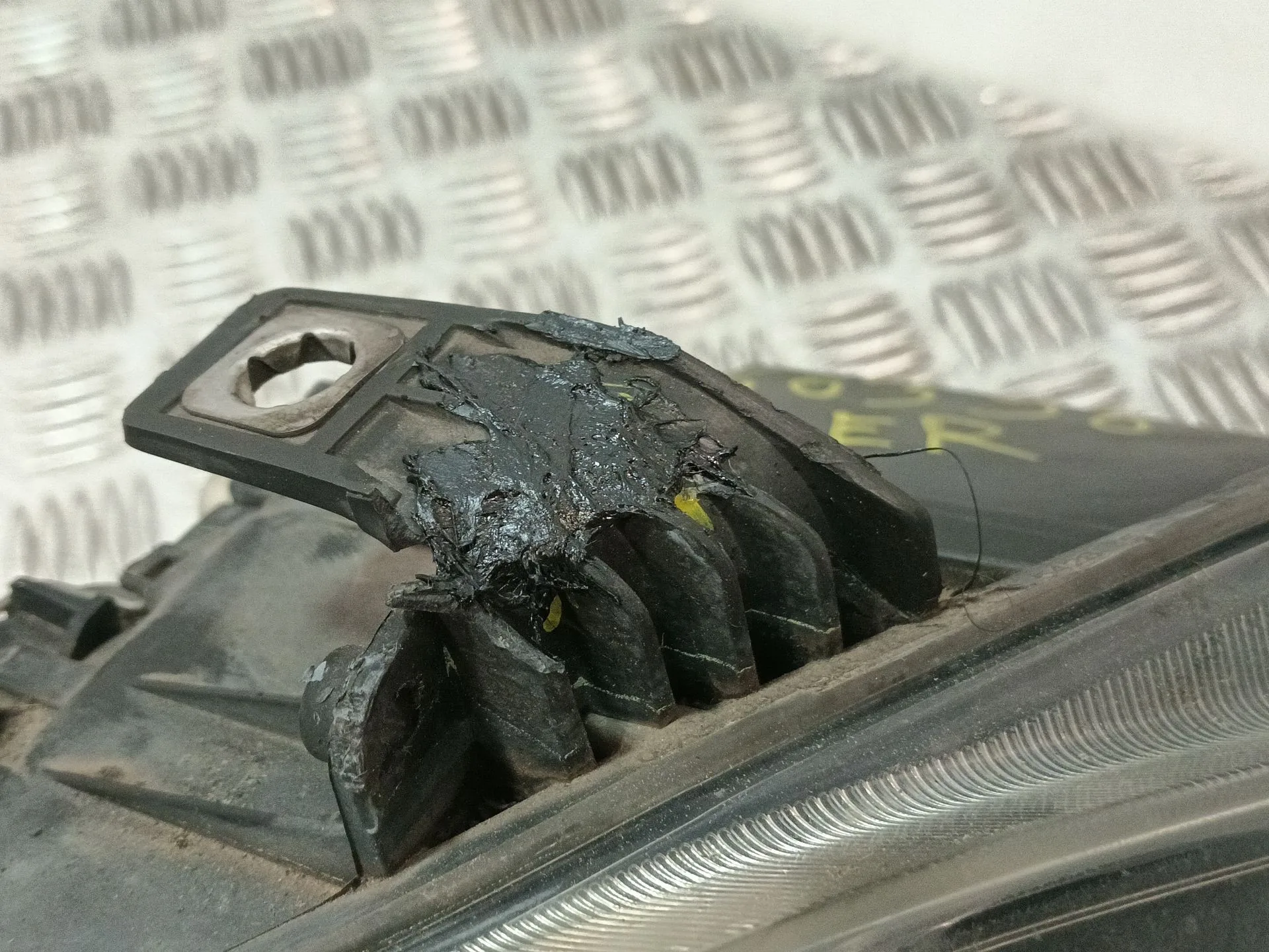Faro Derecho para Seat Leon (1P1)