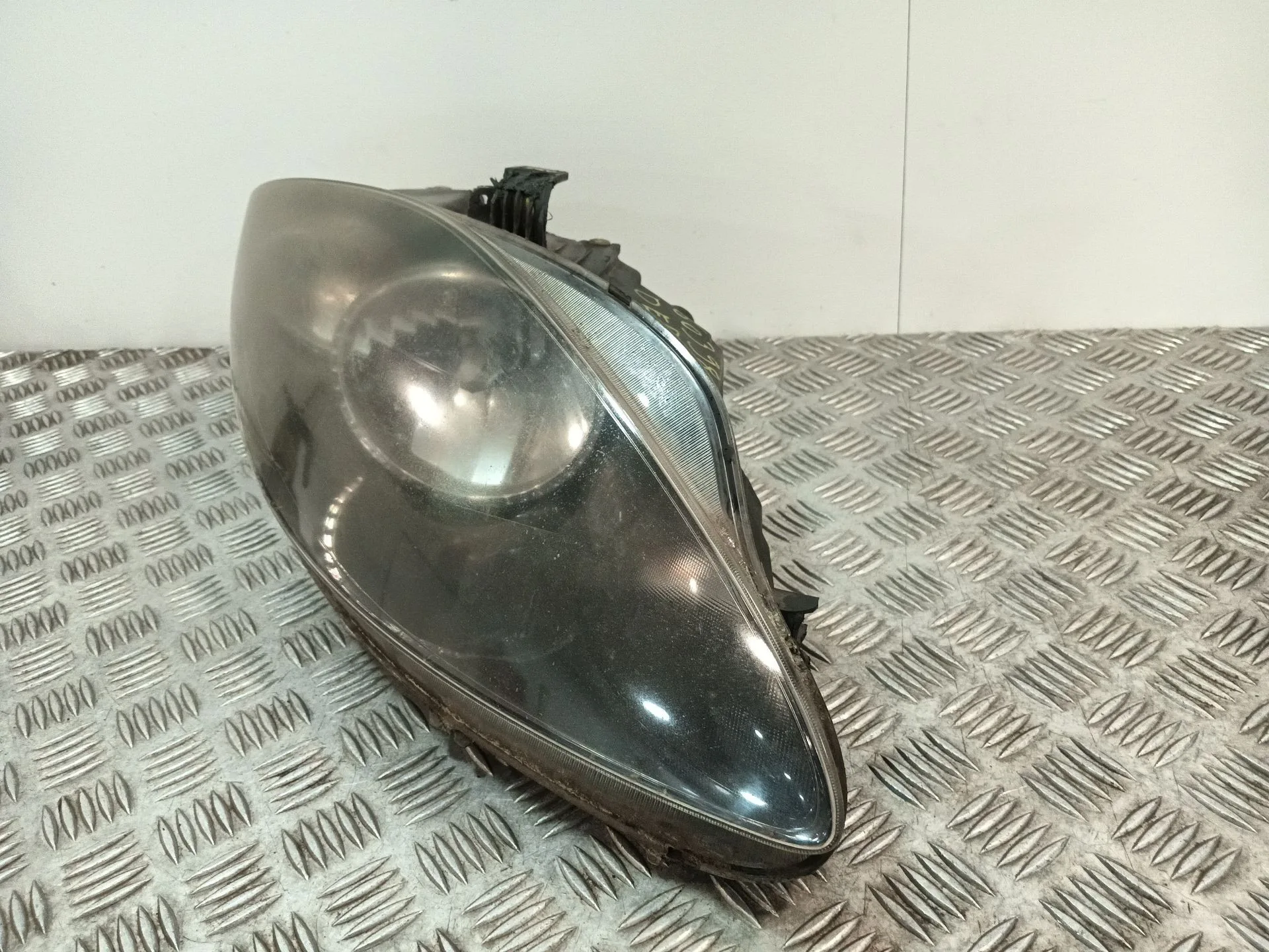 Faro Derecho para Seat Leon (1P1)