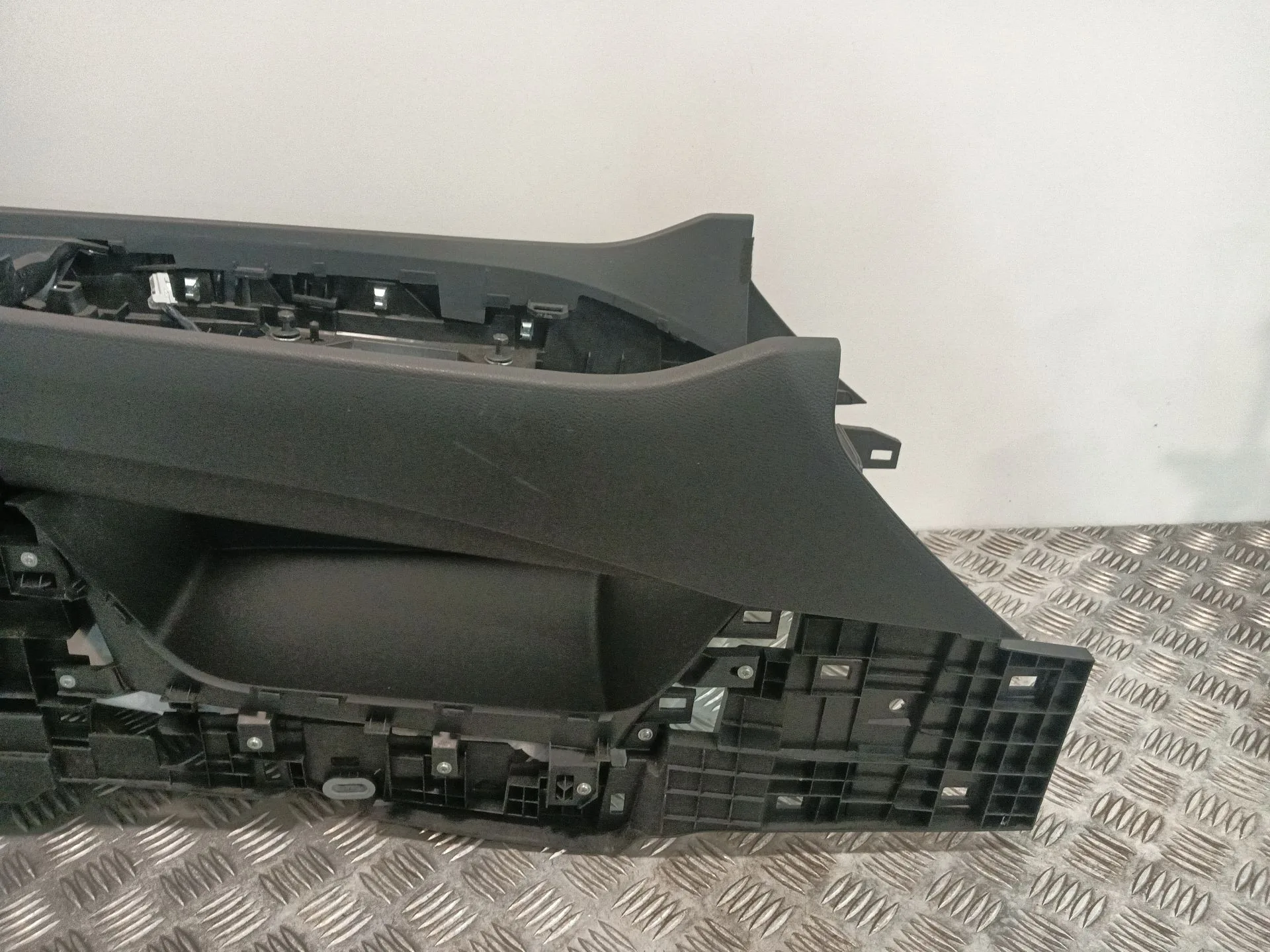Consola Central para Nissan X-Trail I (T30)