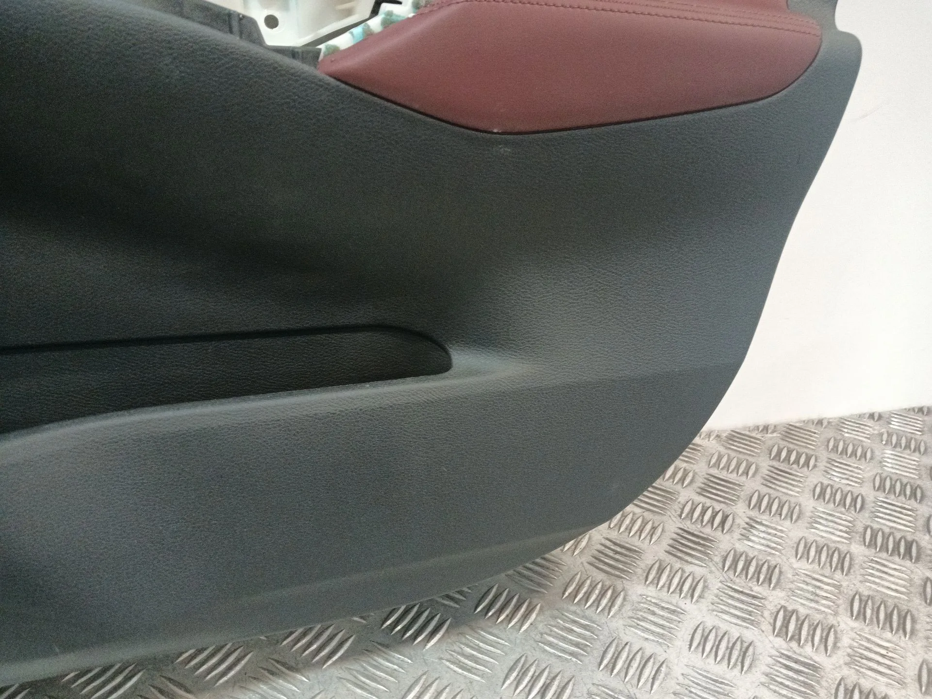 Guarnecido Puerta Delantera Derecha para Nissan Micra V (K14)