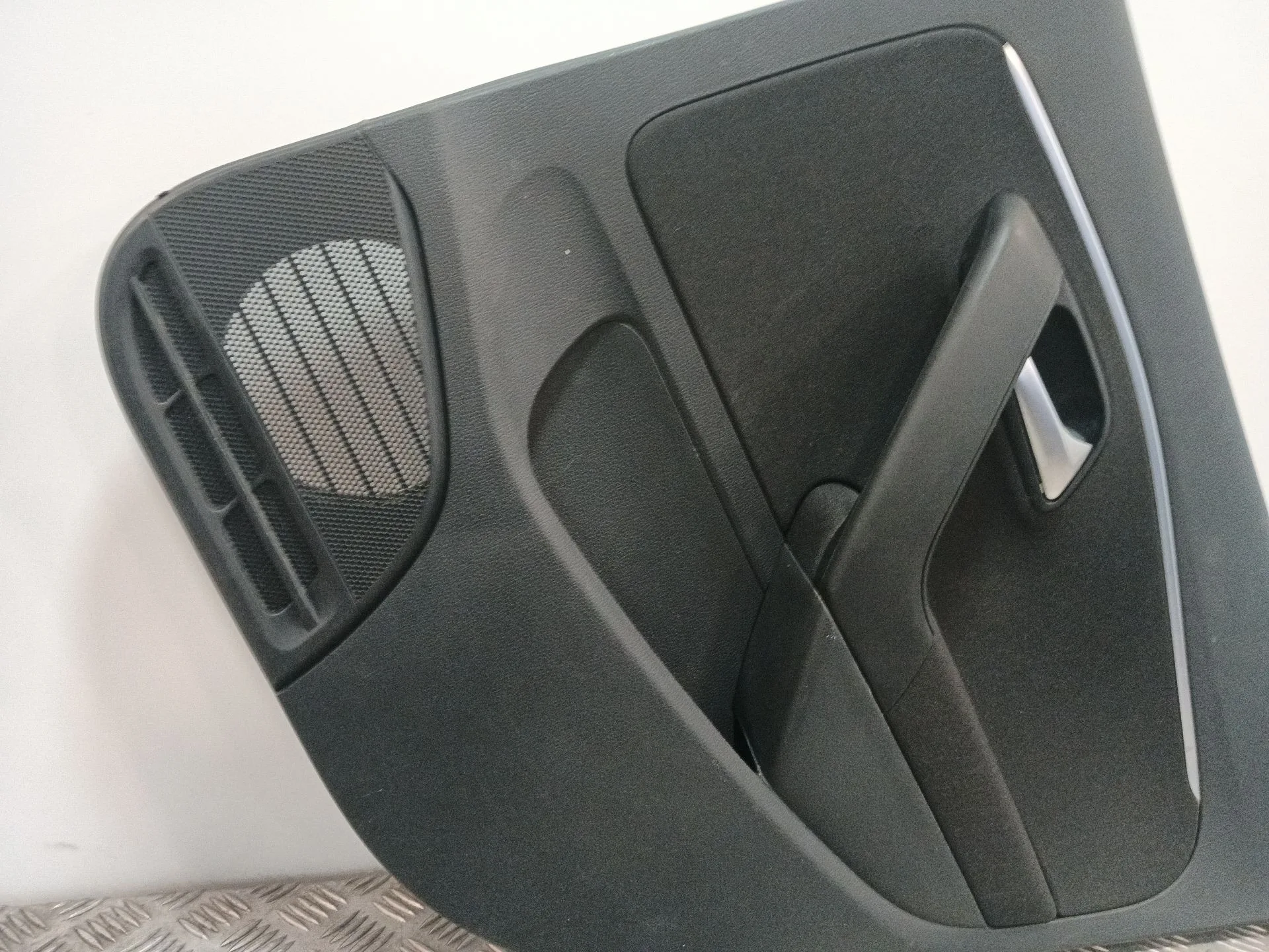 Guarnecido Puerta Trasera Derecha para Volkswagen Polo V (6R1, 6C1)