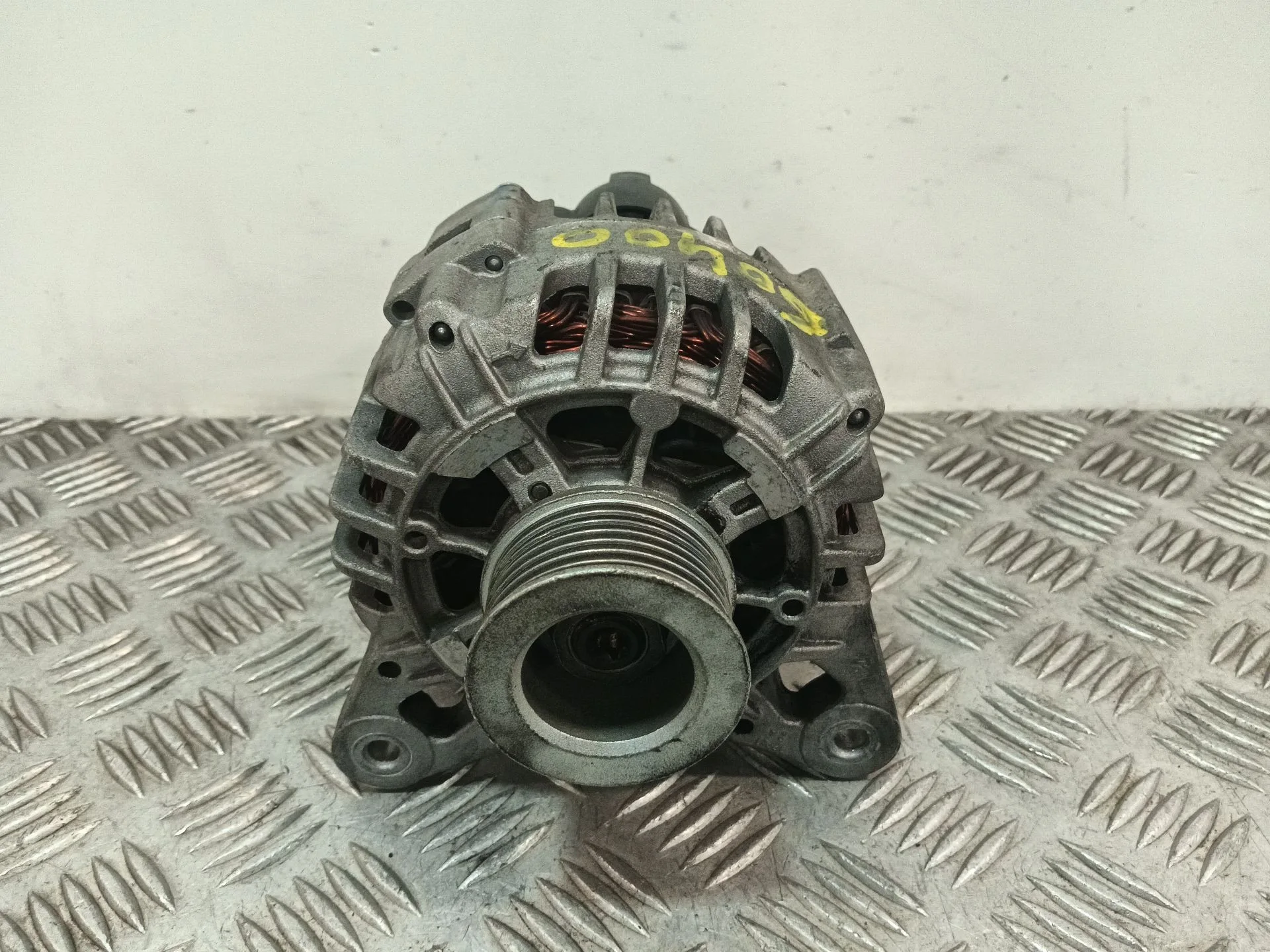 Alternador para Renault Wind (E4M_)