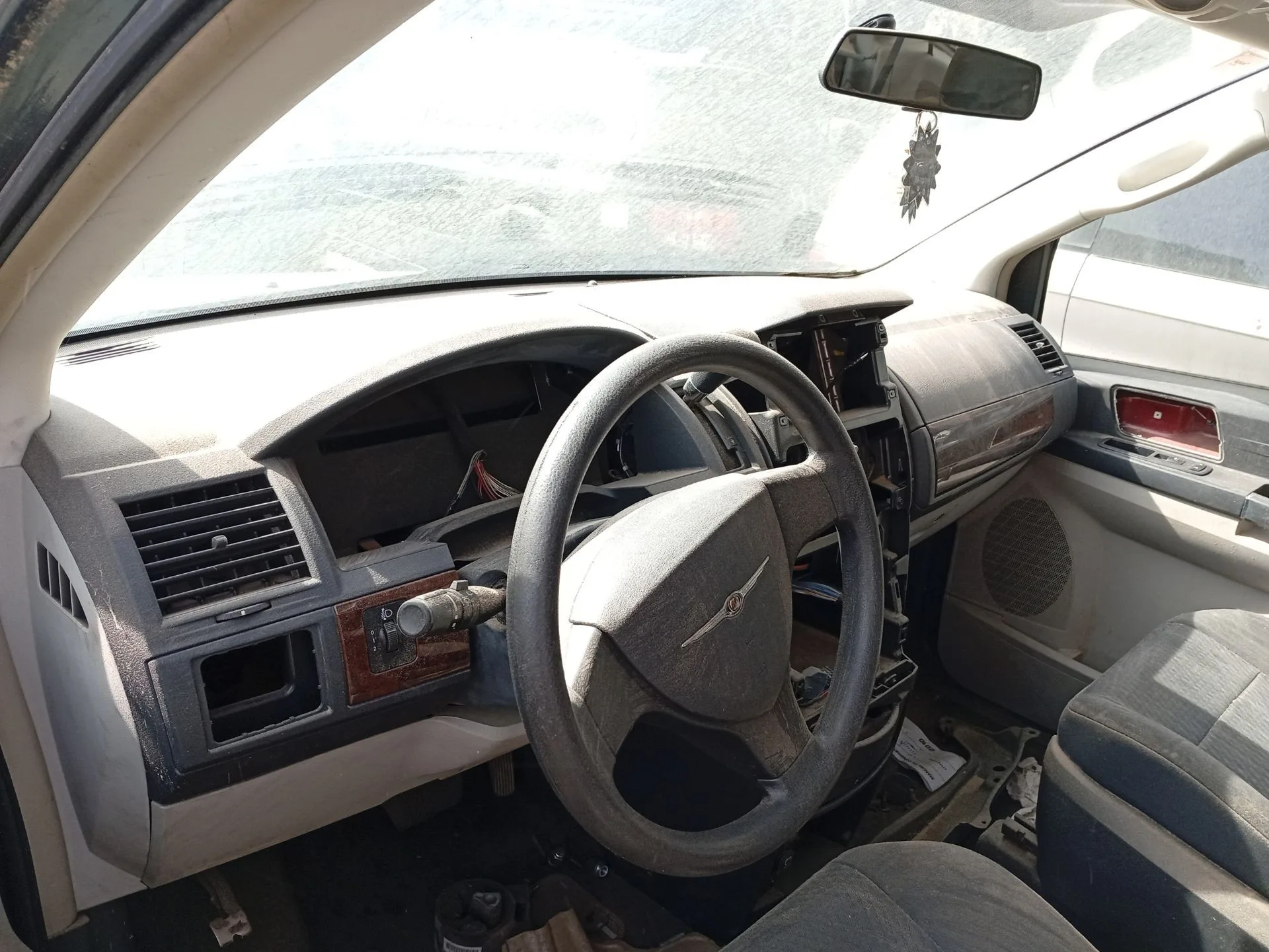 Salpicadero para Chrysler Grand Voyager V (Rt)