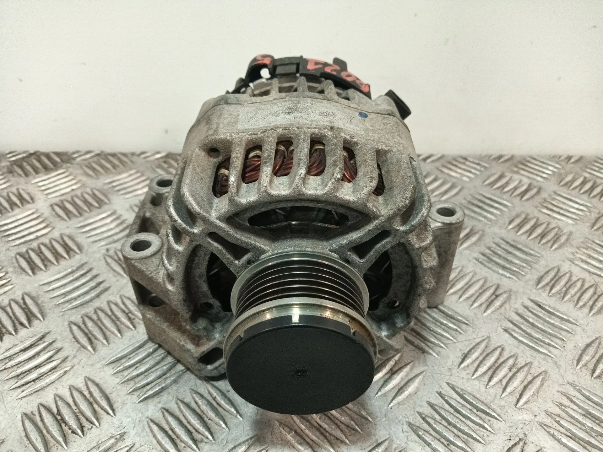 Alternador para Opel Corsa D (S07)