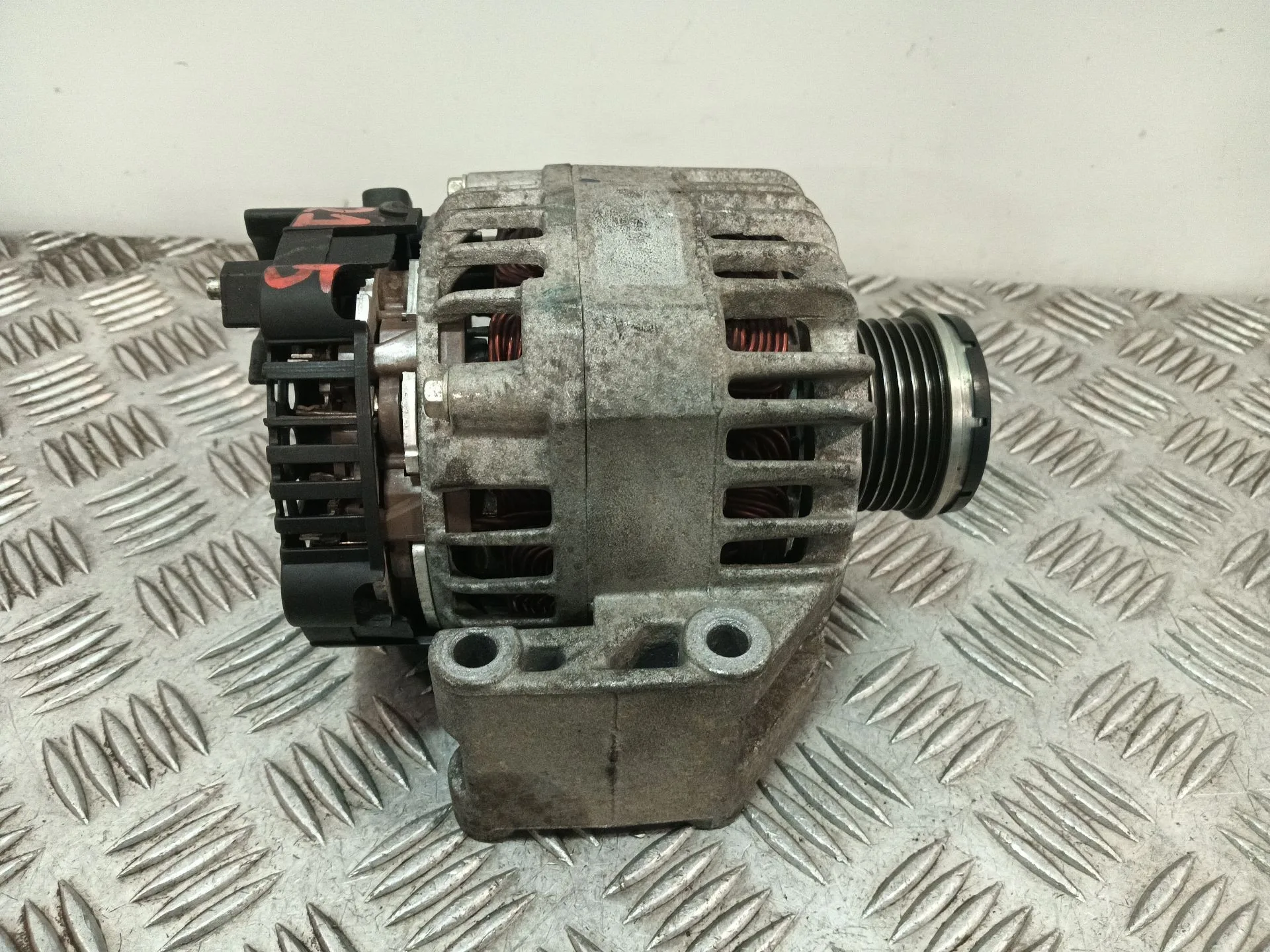 Alternador para Opel Corsa D (S07)