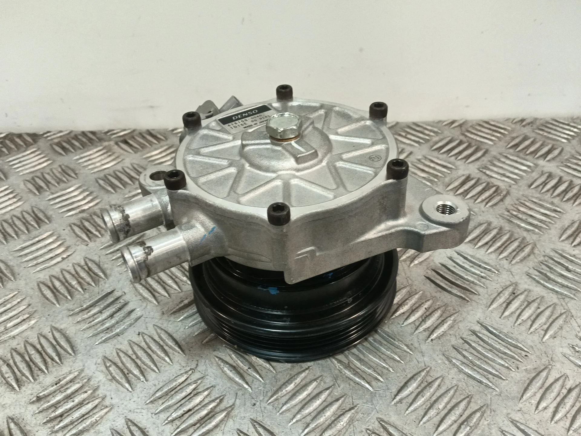 Bomba Agua para Toyota Hilux Viii Pick-Up (_N1_)