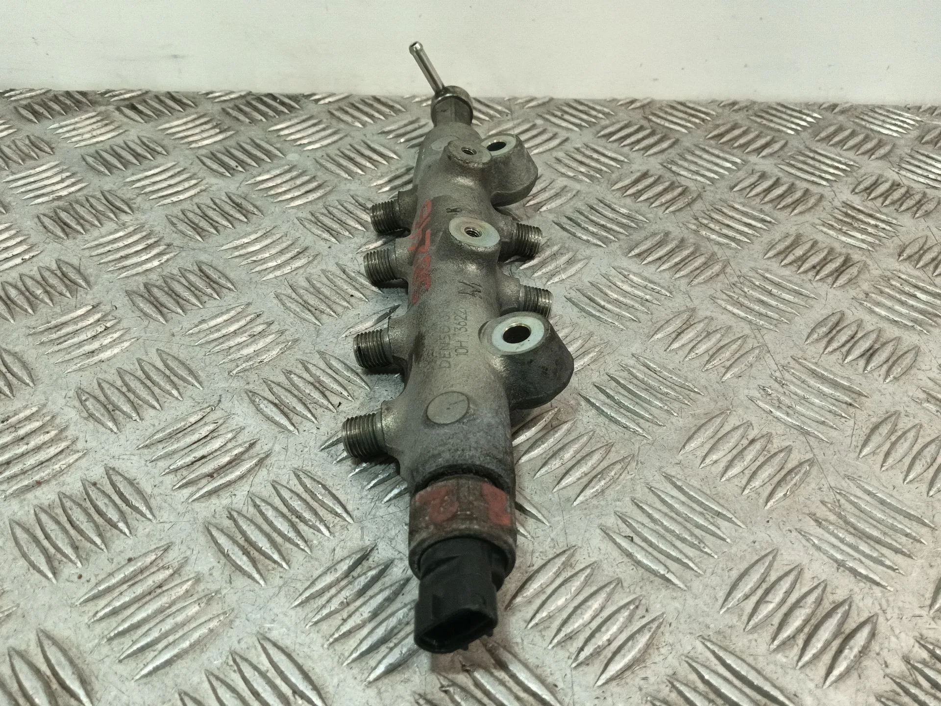 Rampa Inyectora para Mazda 5 Berl. (Cr)