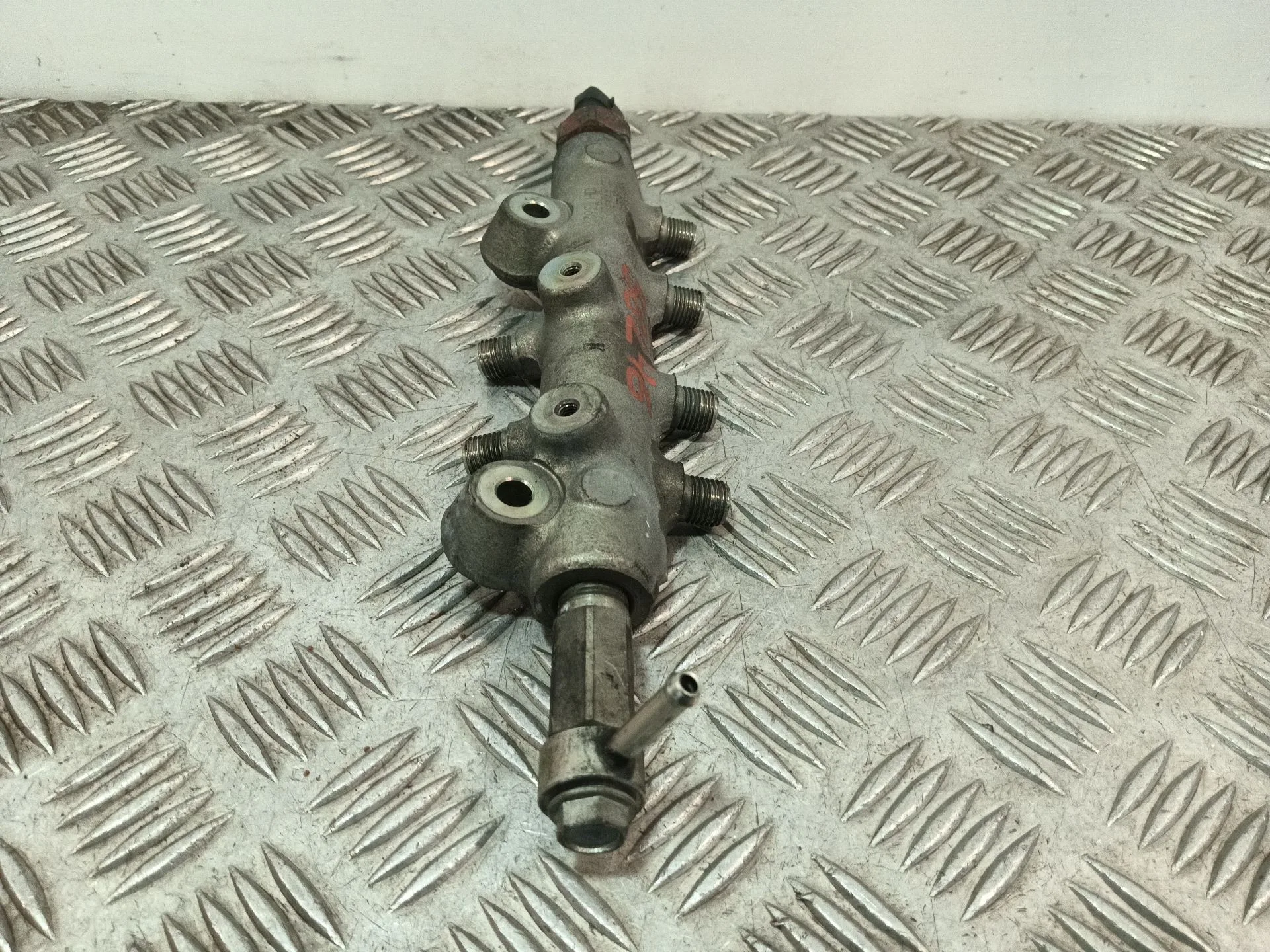 Rampa Inyectora para Mazda 5 Berl. (Cr)