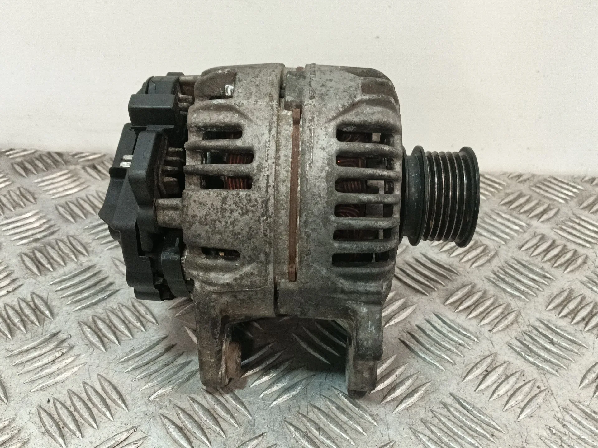 Alternador para Seat Ibiza Iii (6L1)