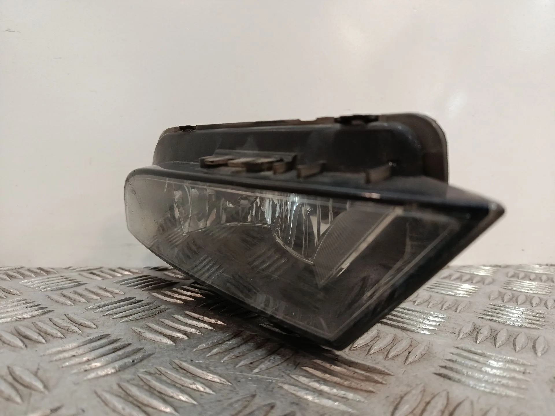 Faro Antiniebla Derecho para Seat Ibiza Iv St (6J8, 6P8)