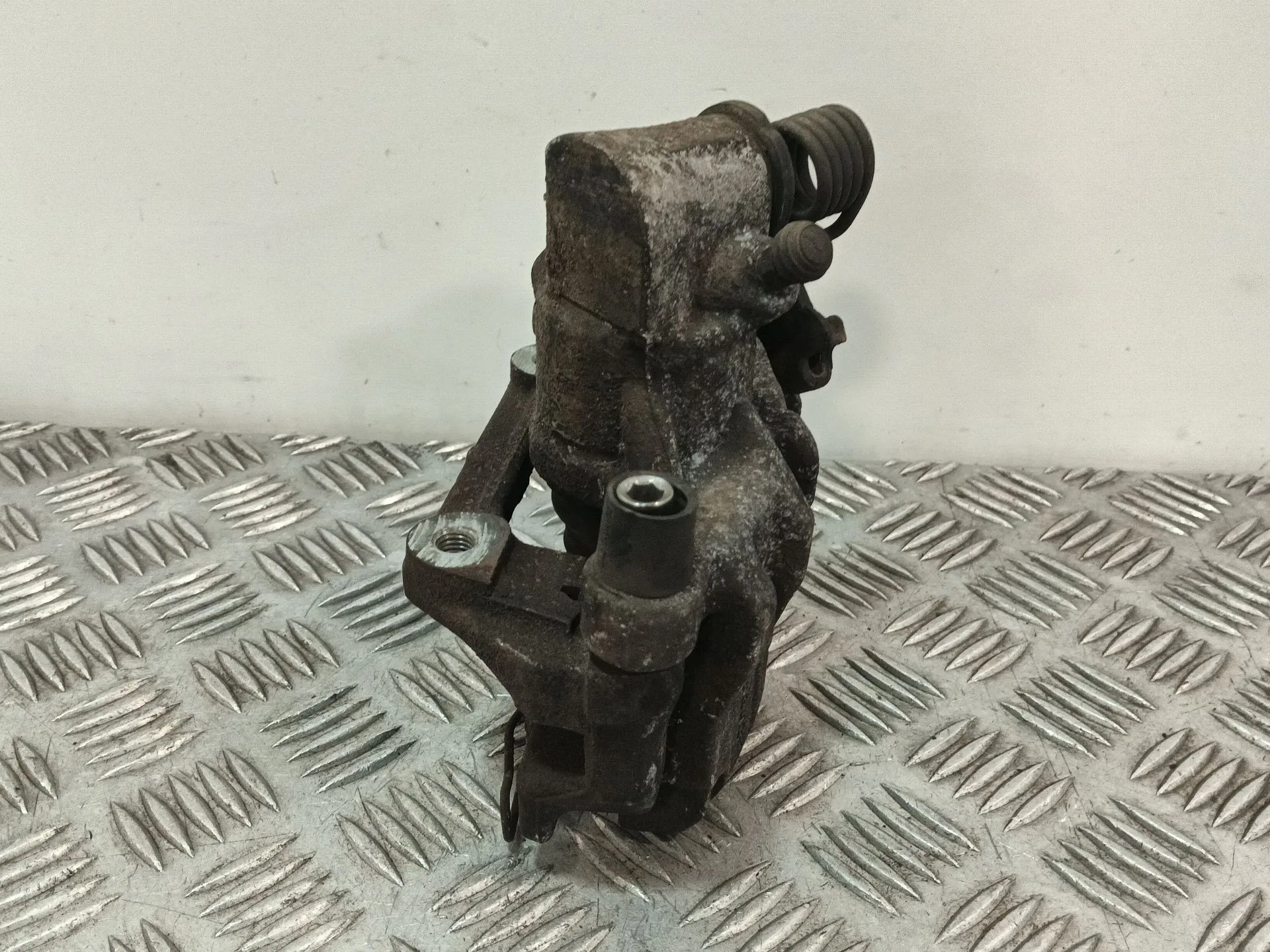 Pinza Freno Trasera Derecha para Volvo V40 Hatchback (525)