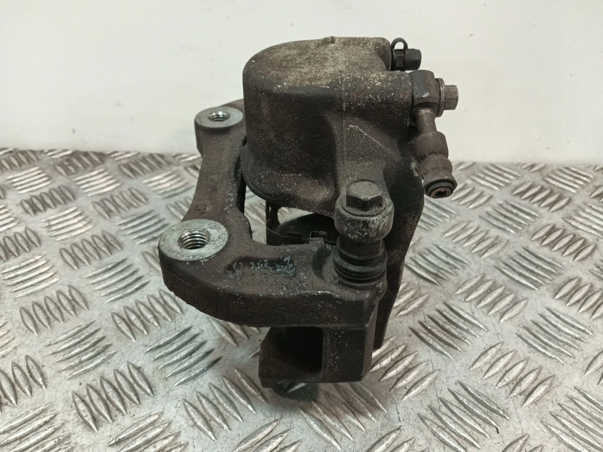 Pinza Freno Delantera Izquierda para Opel Insignia Berlina