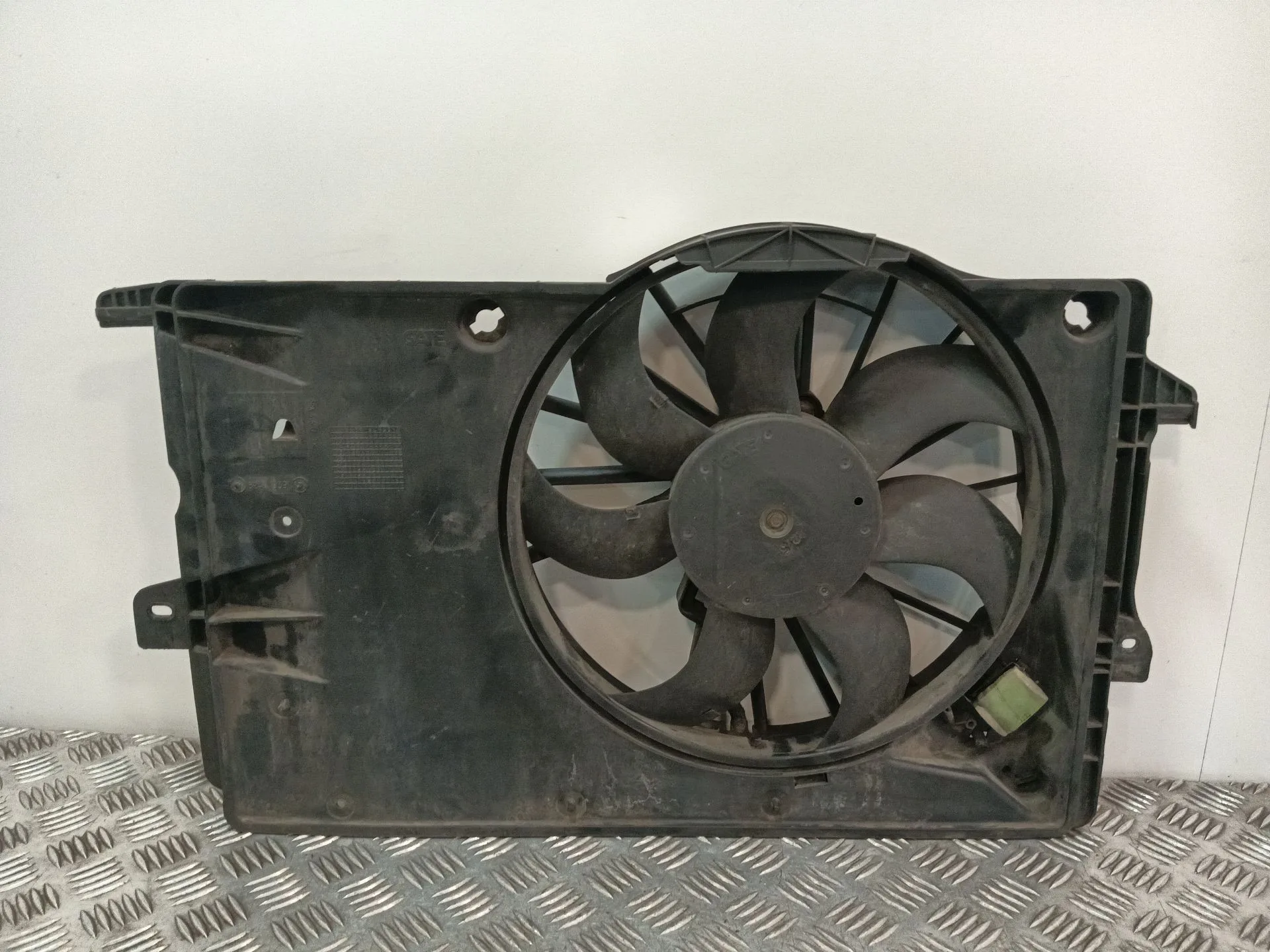 Electroventilador para Opel Meriva A Monospace (X03)
